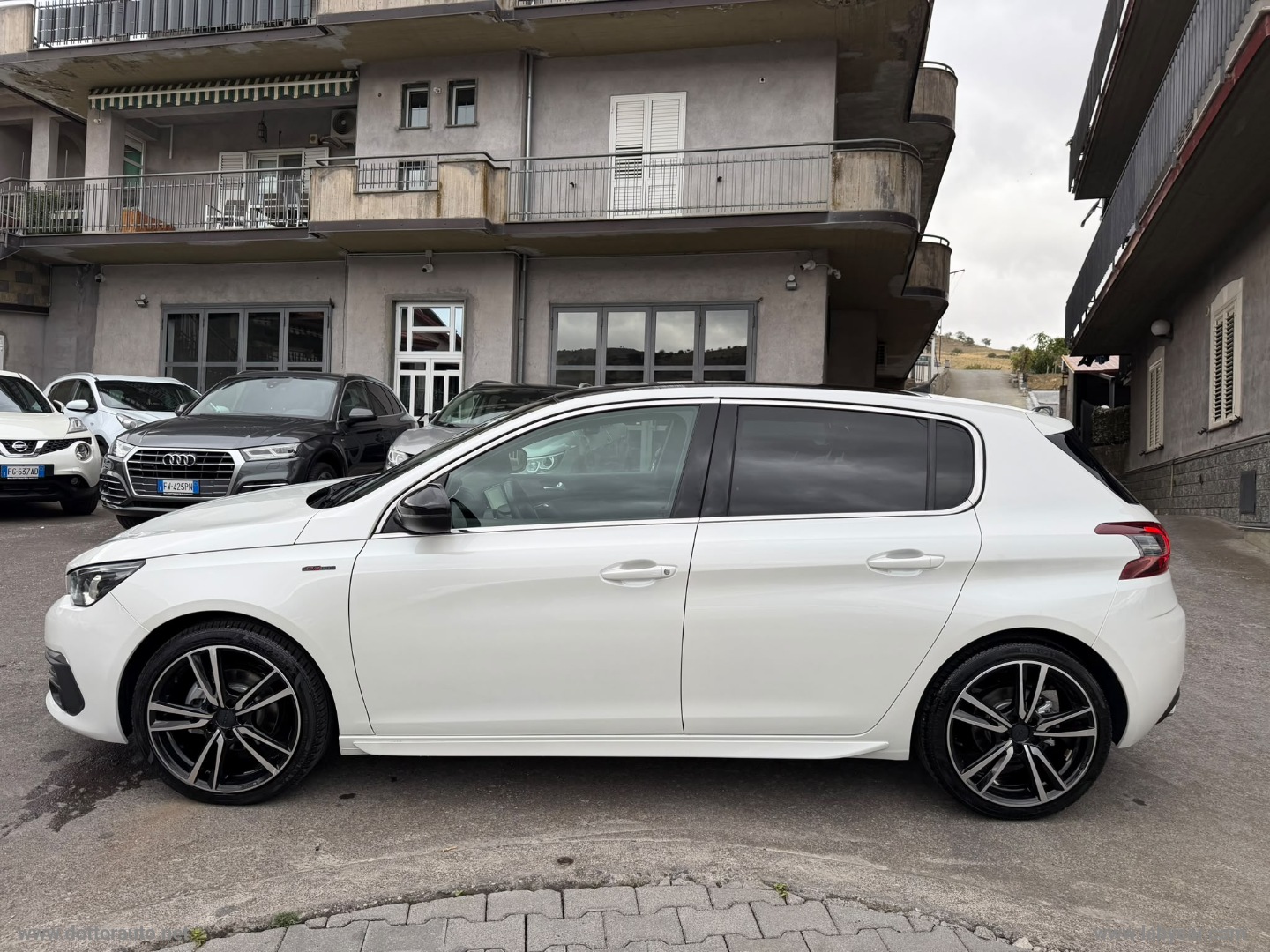 308 BlueHDi 120 S&S GT Line - immagine 8