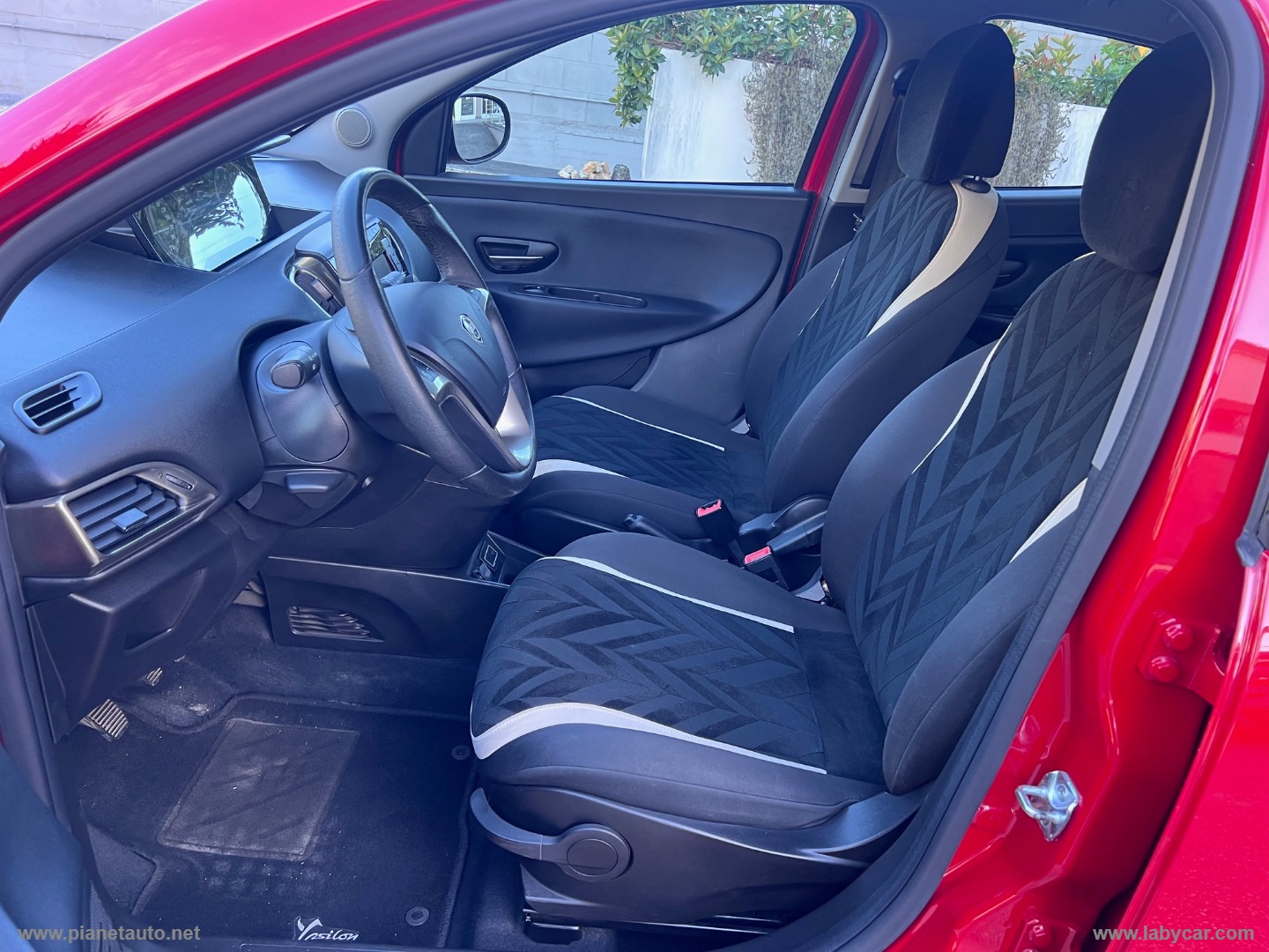 Ypsilon 1.3 MJT 95 CV 5p. S&S Gold - immagine 8