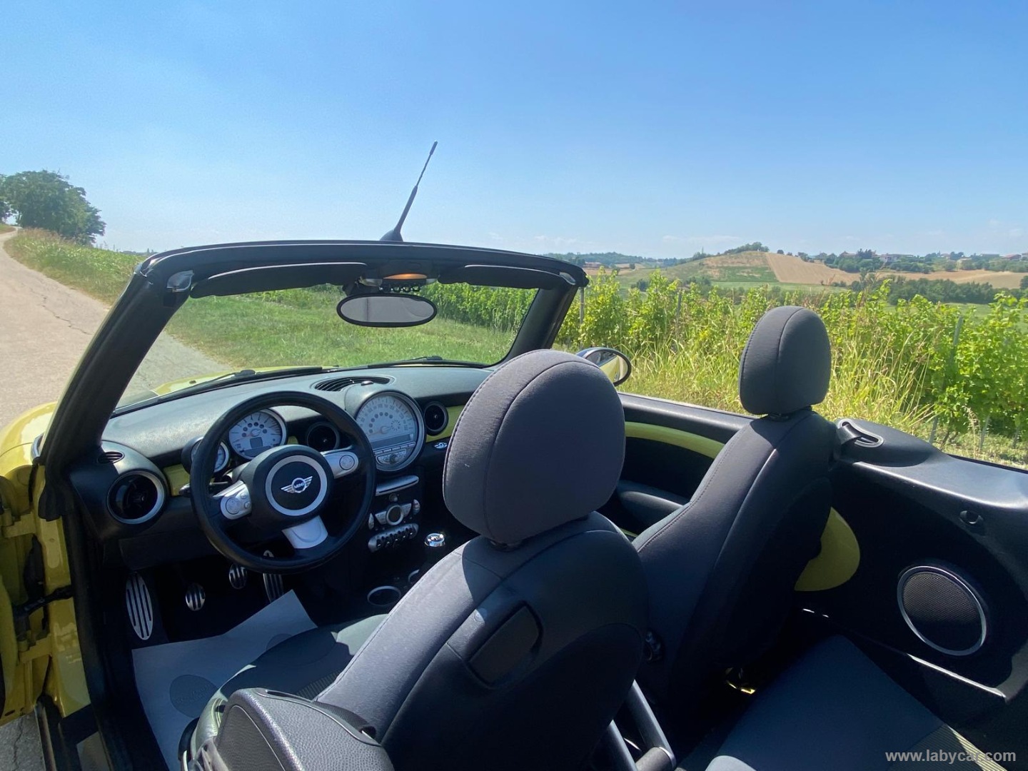 Mini Cooper S Cabrio - immagine 8