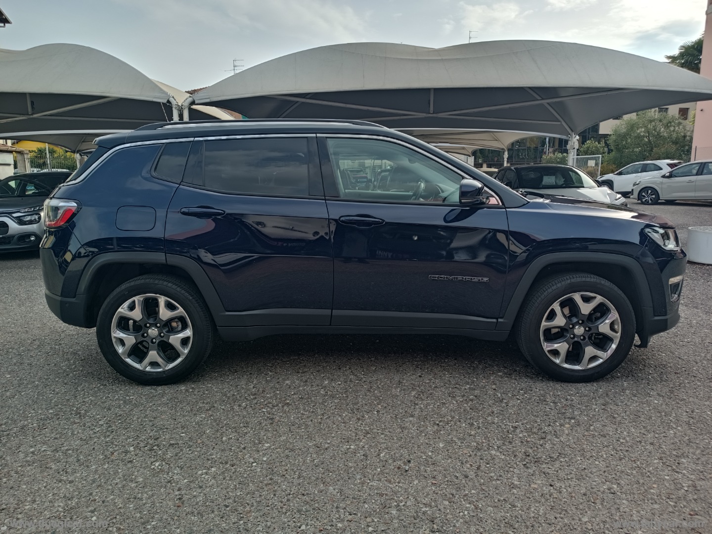 Compass 2.0 Mjt II 170 aut. 4WD Limited - immagine 8