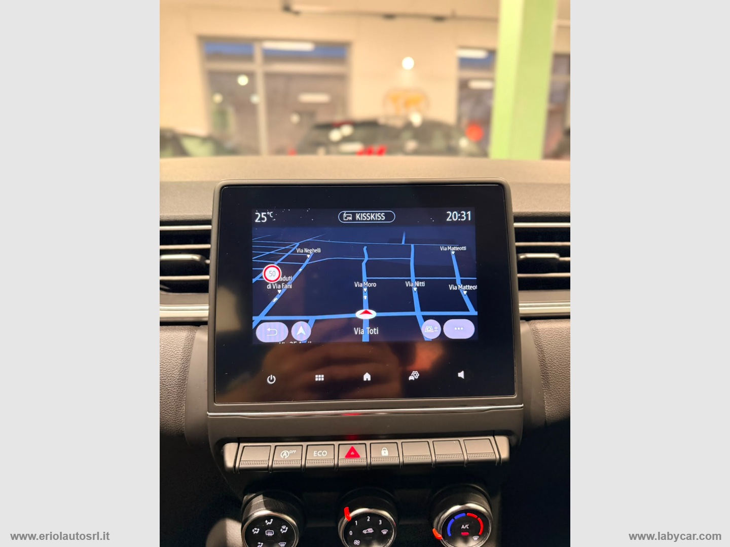Captur Blue dCi 8V 95 CV Business - immagine 8