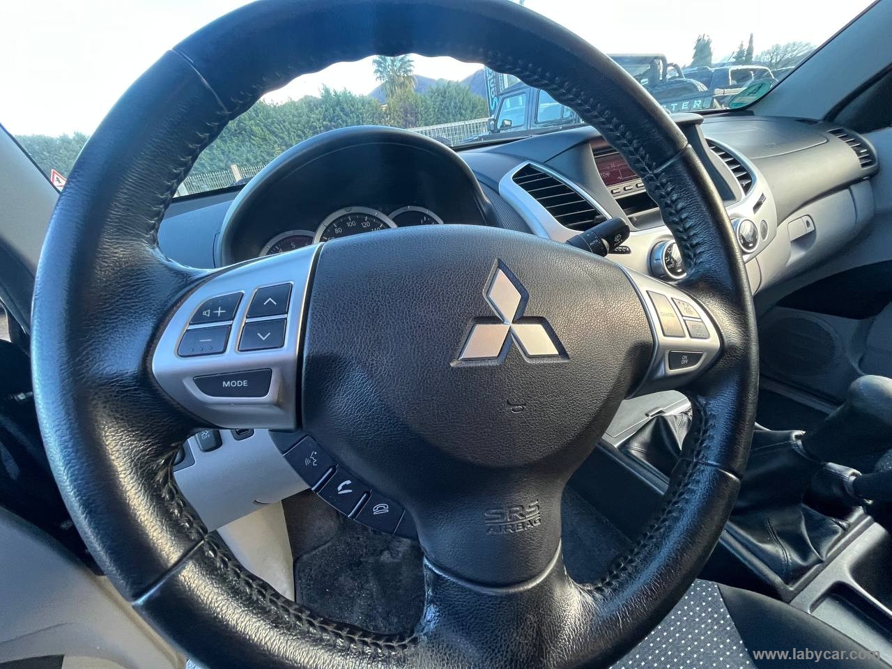 L200 2.5 DI-D/136CV Club Cab Intense - immagine 8
