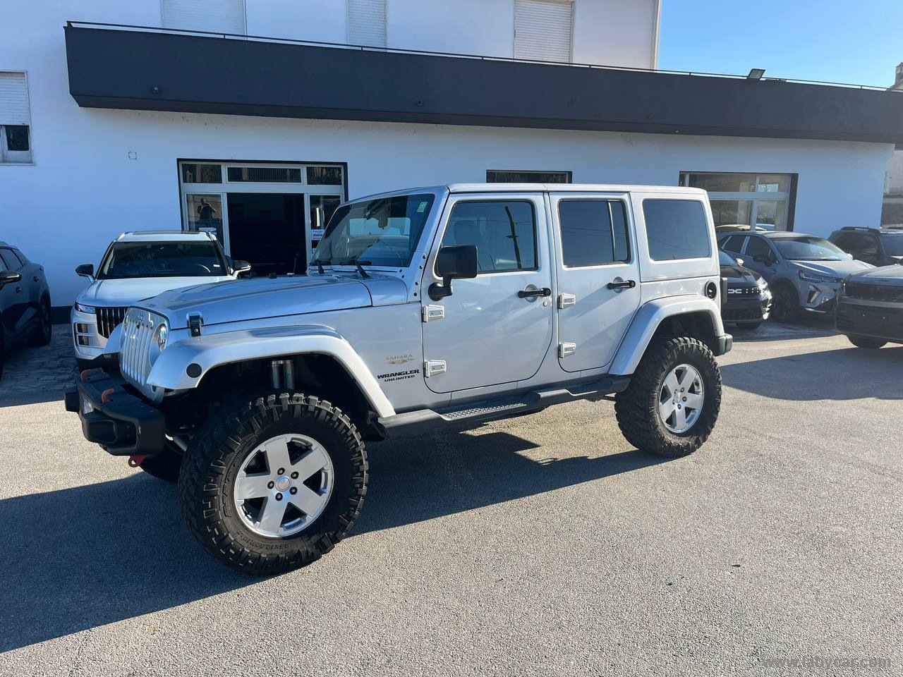 Wrangler Unlimited 2.8 CRD Sahara A. - immagine 8