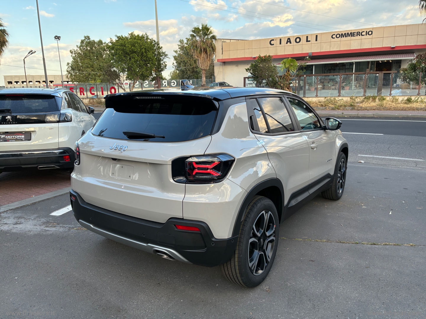 Avenger 1.2 Turbo 100 CV Summit - immagine 8