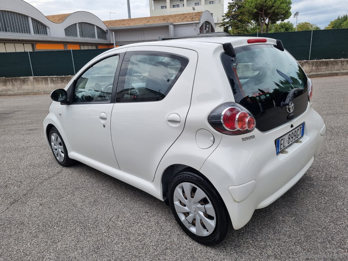 Aygo 1.0 12V VVT-i 5p. Lounge MMT - immagine 8