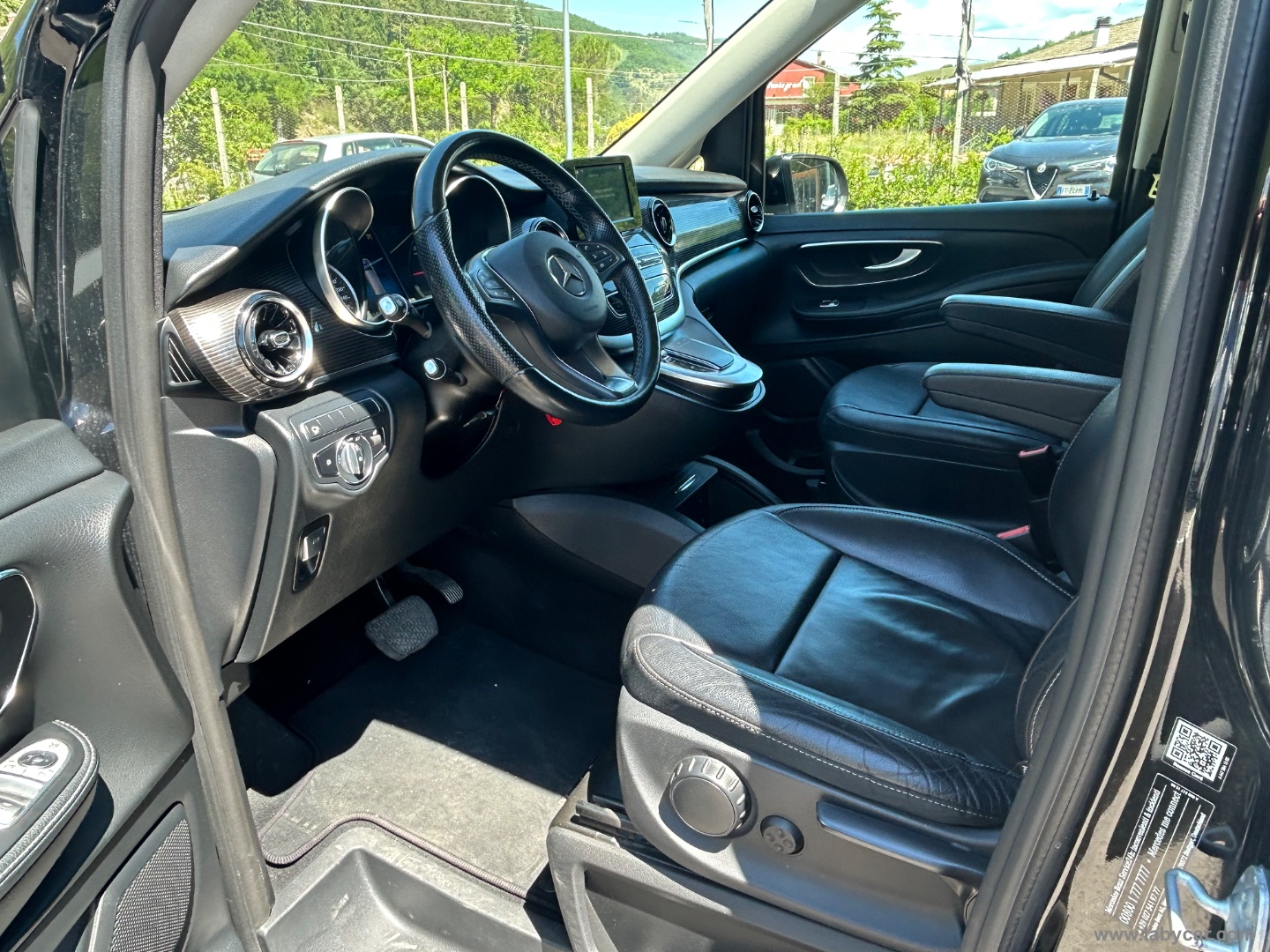 V 250 d Aut. Sport Extralong - immagine 9