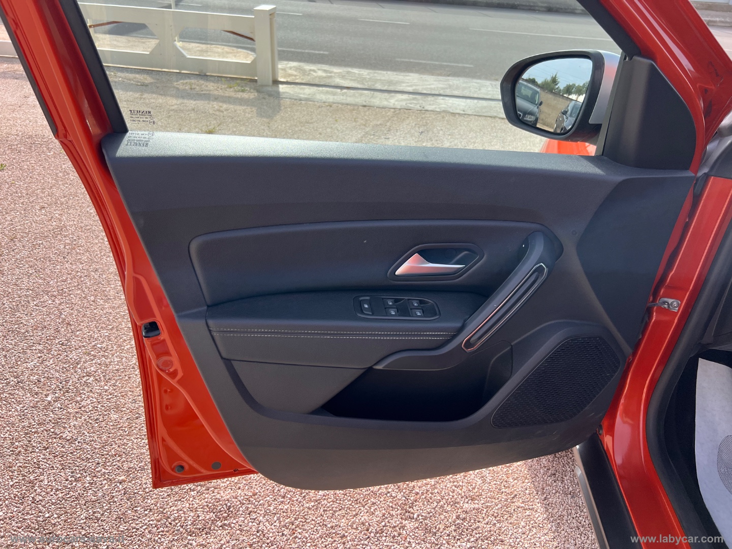 Duster 1.0 TCe GPL 4x2 Access - immagine 9