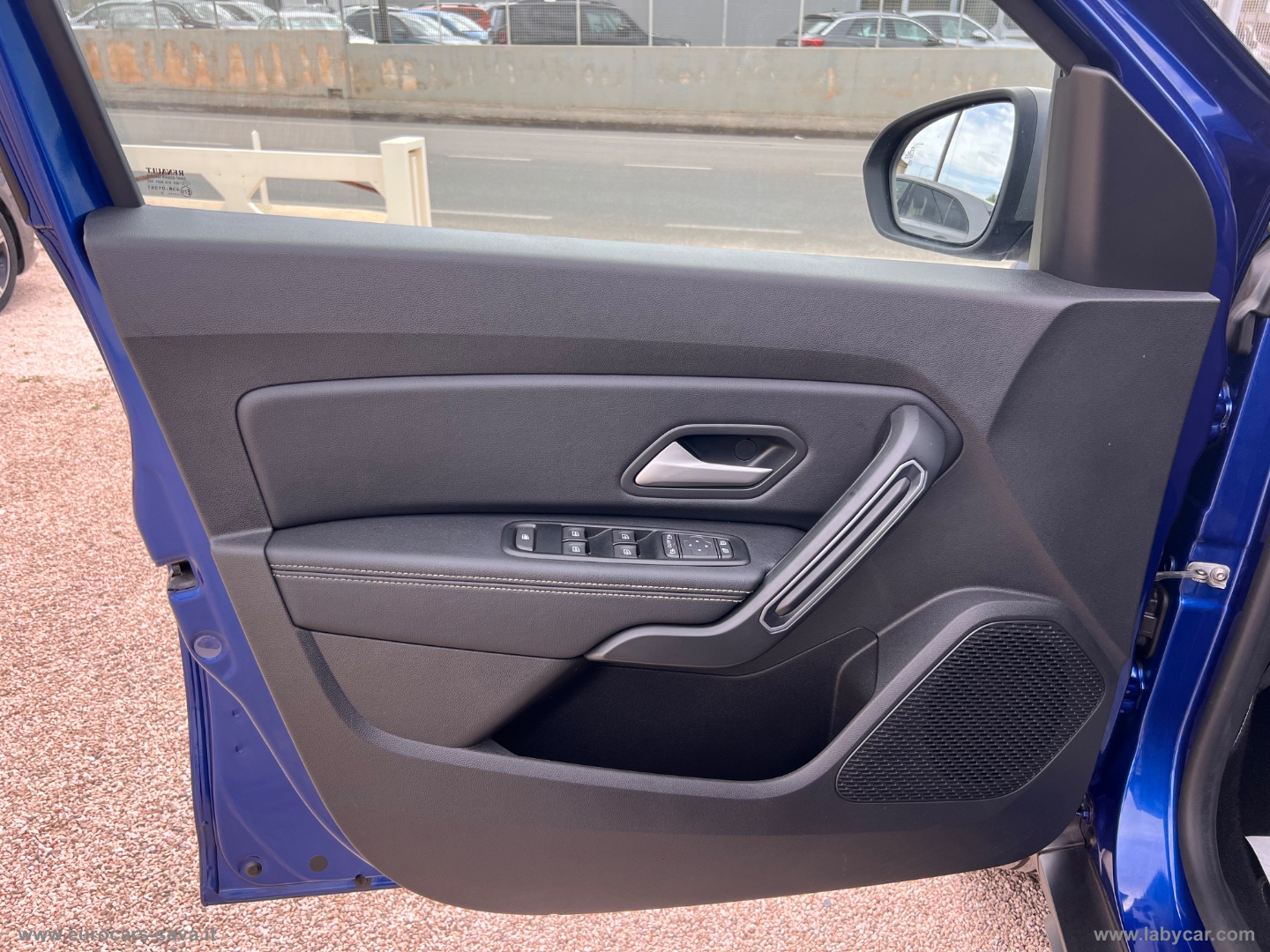 Duster 1.5 Blue dCi 8V 115CV 4x2 Journey - immagine 9
