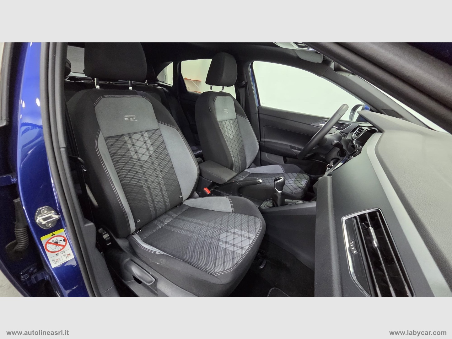 Taigo 1.0 TSI 115 CV R-Line - immagine 9