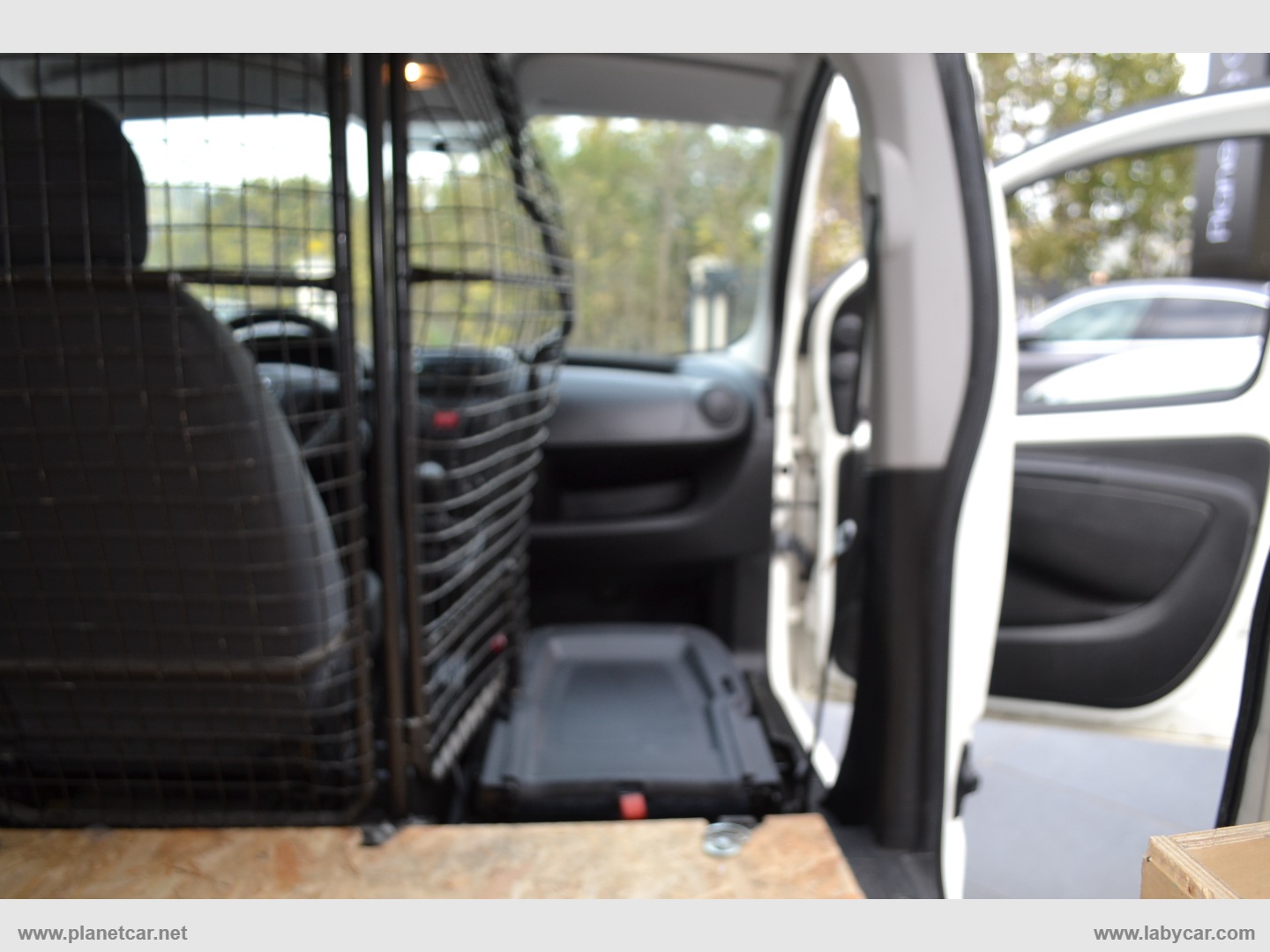 Nemo 1.4 HDi 70CV Furgone - immagine 9