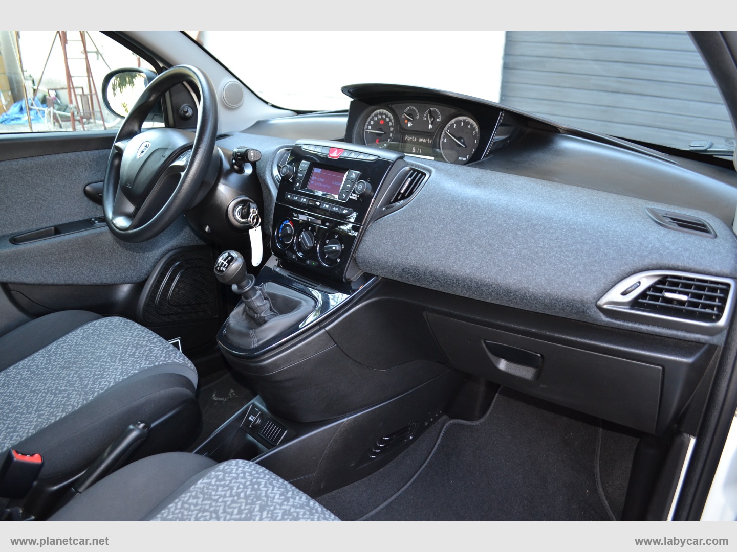 Ypsilon 1.0 FireFly 5p.S&S Hyb. Eco Gold - immagine 9