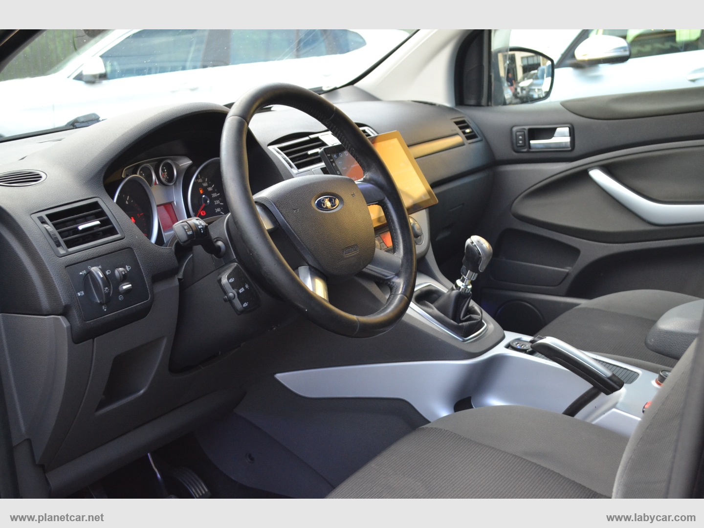 Kuga 2.0 TDCi 140 CV 4WD TITANIUM - immagine 9