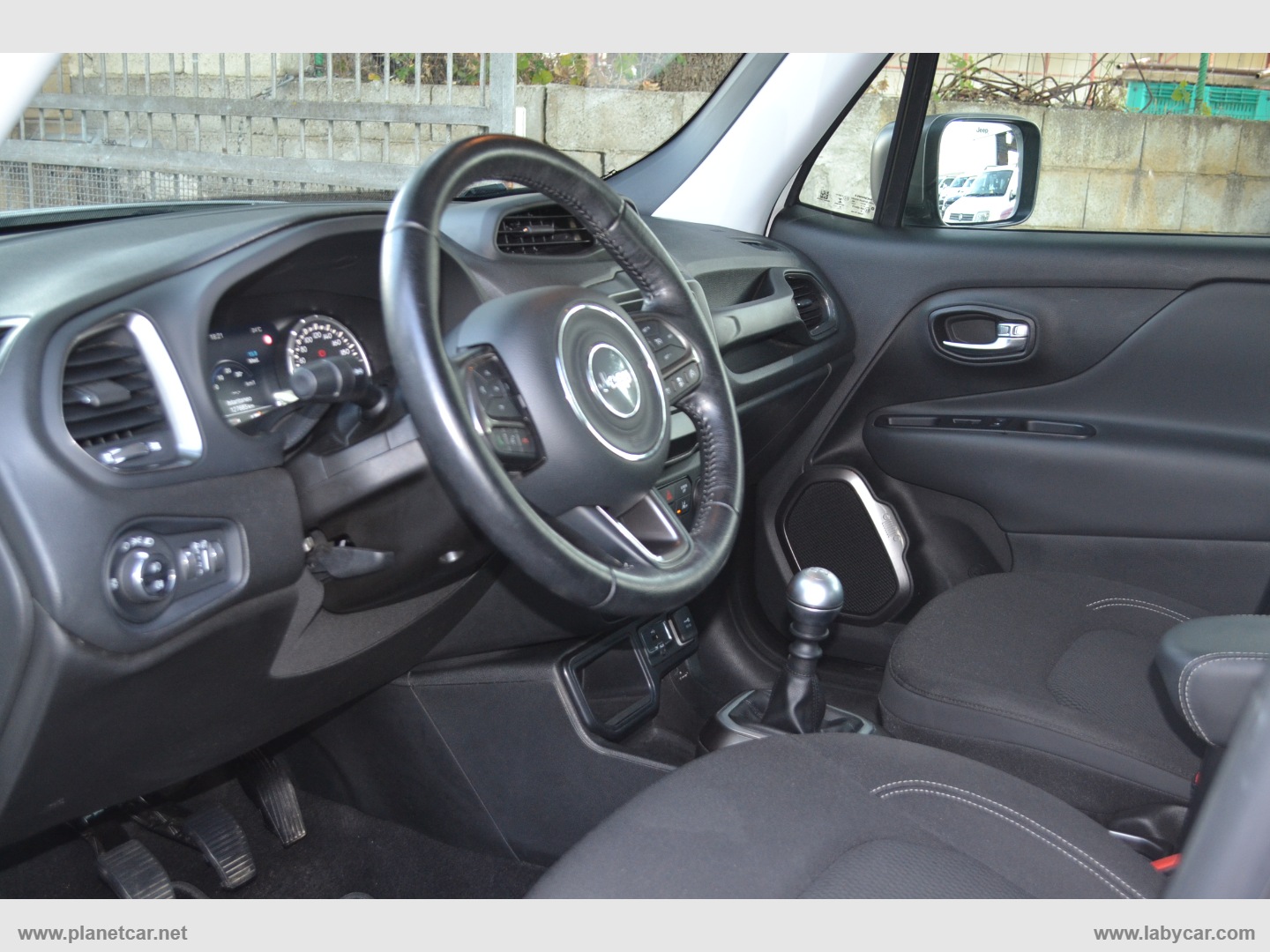 Renegade 1.6 Mjt 120CV Limited - immagine 9