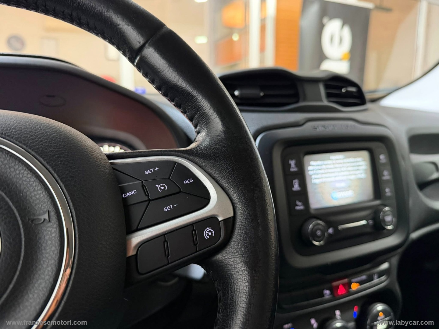 Renegade 1.6 Mjt 120CV Limited KM CERTIFICATI - BUONE CONDIZIONI - immagine 9