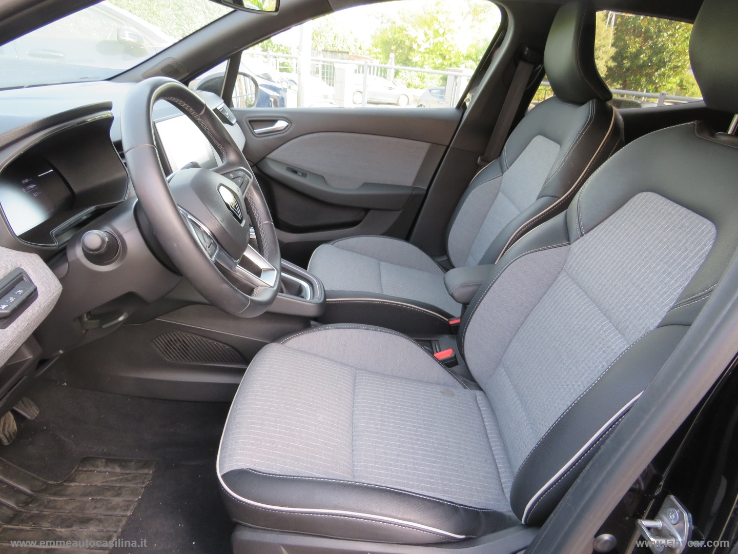 Clio TCe 100 CV GPL Techno - immagine 9