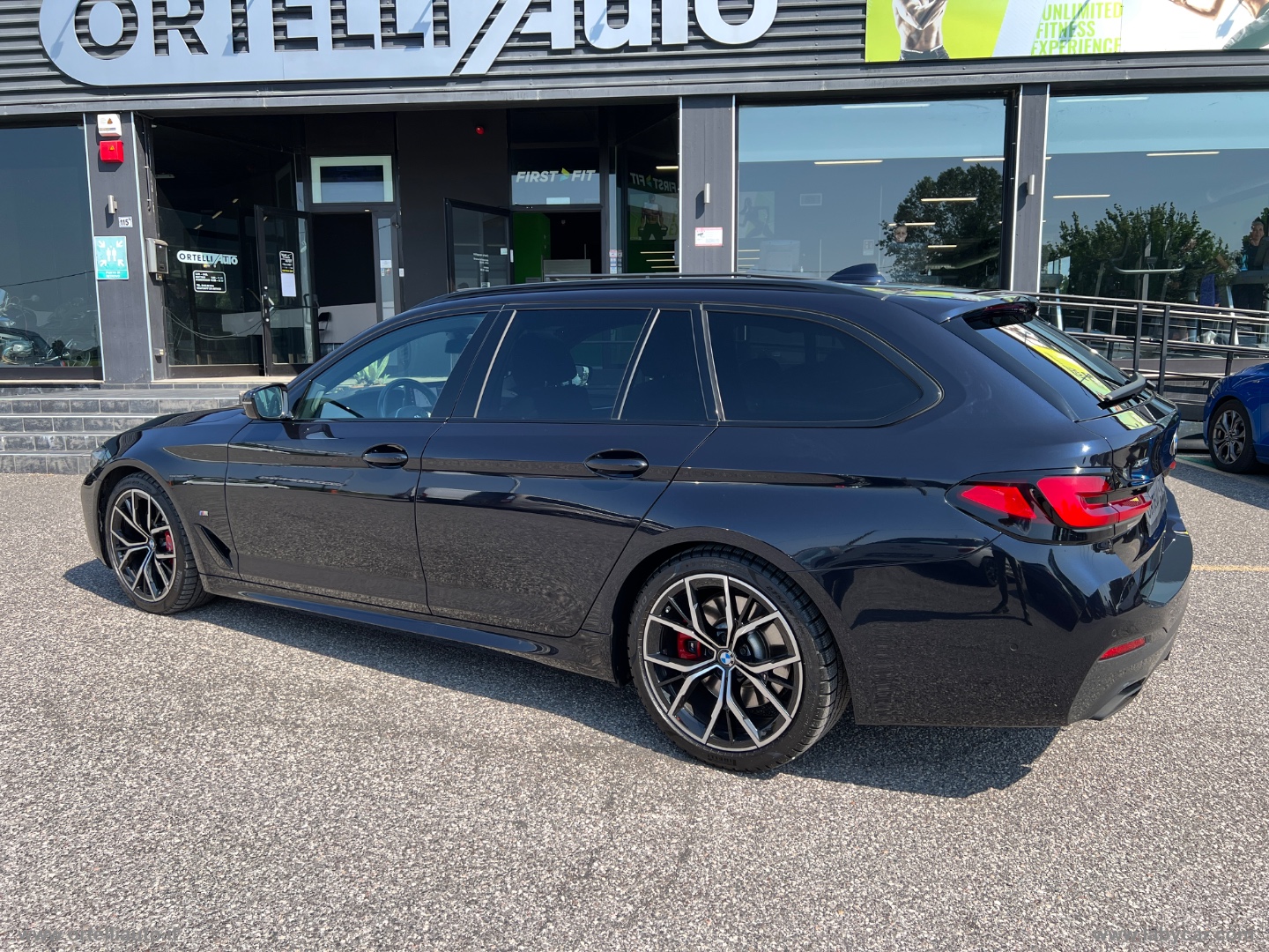 530d 48V xDrive Touring Msport M SHADOW LINE+TETTO APR. - immagine 9