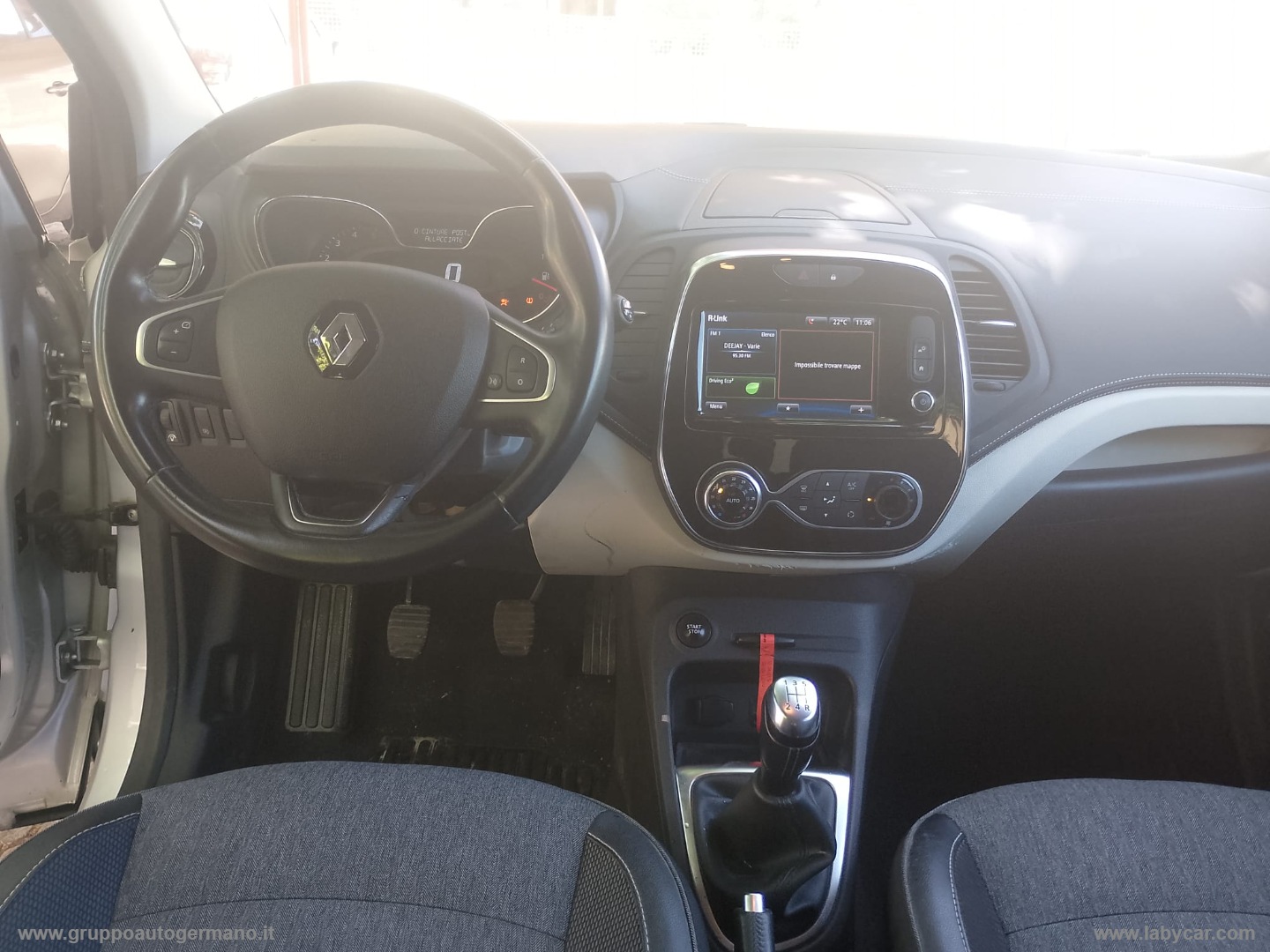Captur dCi 8V 90 CV EDC Initiale Paris - immagine 9