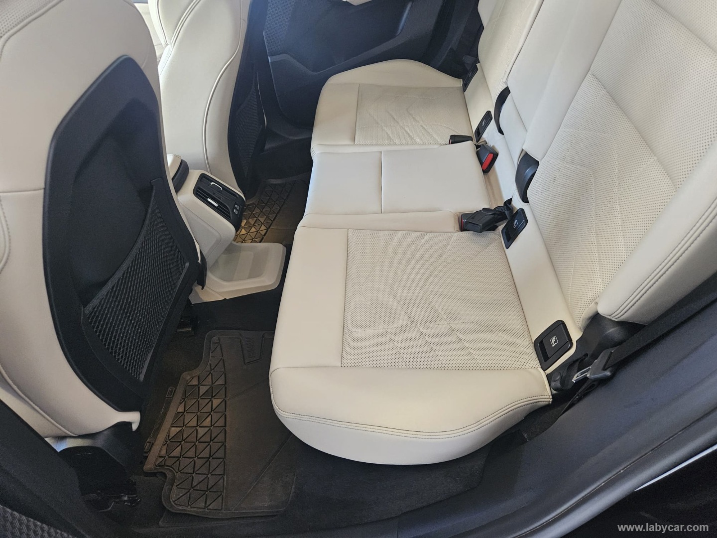 X1 xDrive 20d xLine - immagine 9