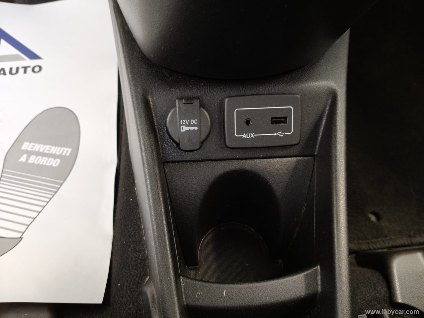 Ypsilon 0.9 TwinAir 5p. Met.Eco. Gold - immagine 9