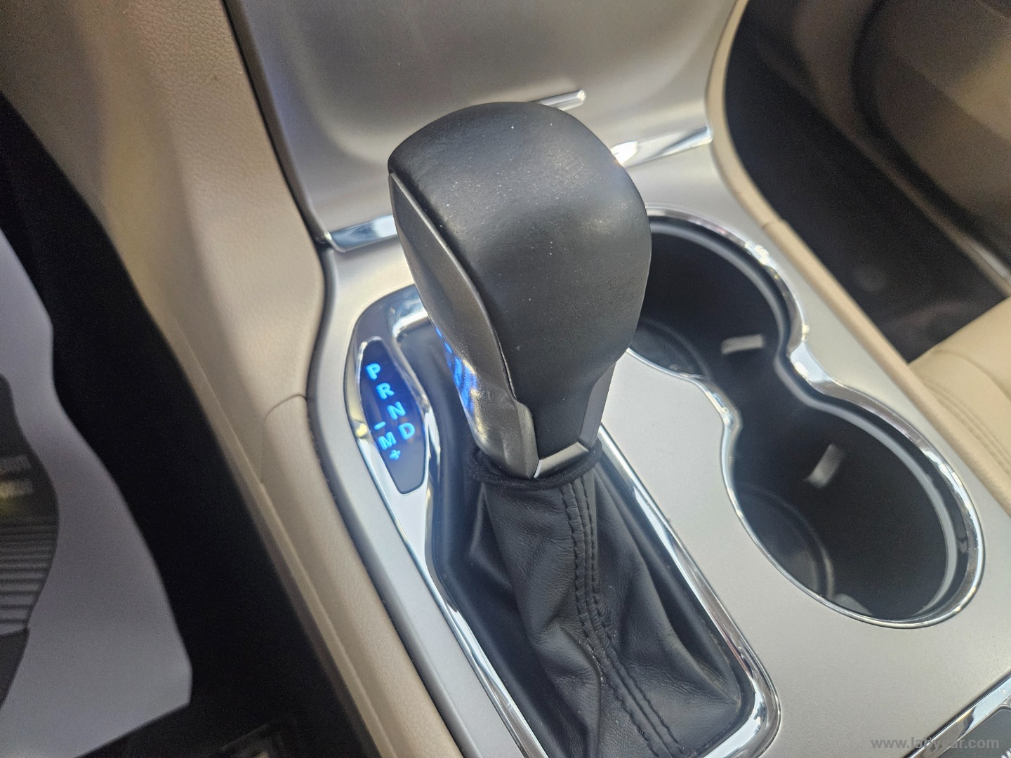 Gr. Cherokee 3.0 V6 CRD 250 MJT II Lim. - immagine 9
