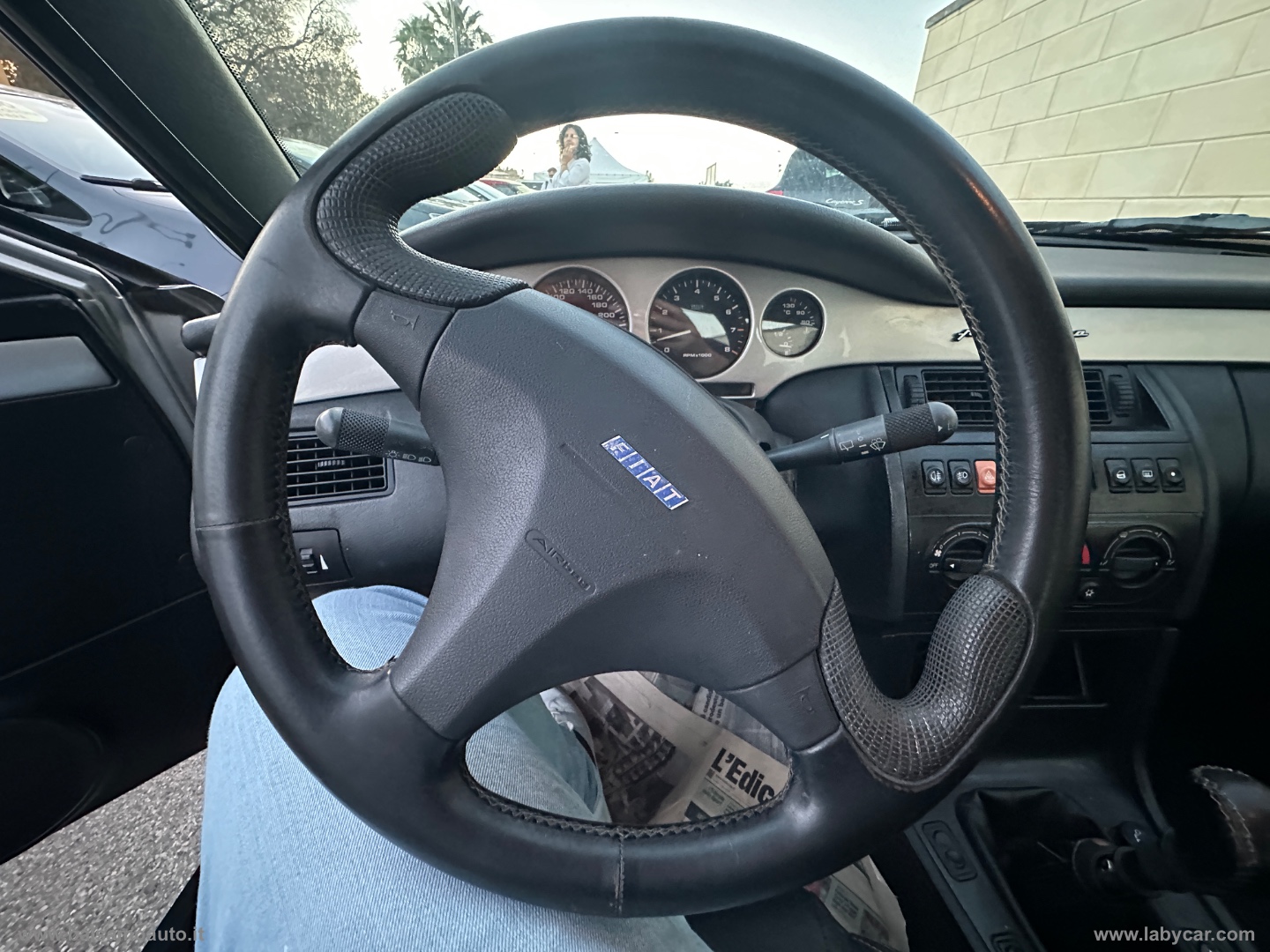 Coupé 2.0 turbo Confort - immagine 9