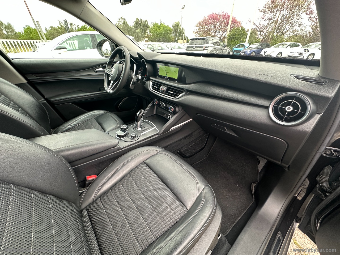Stelvio 2.2 T.diesel 210 CV AT8 Q4 Super - immagine 9