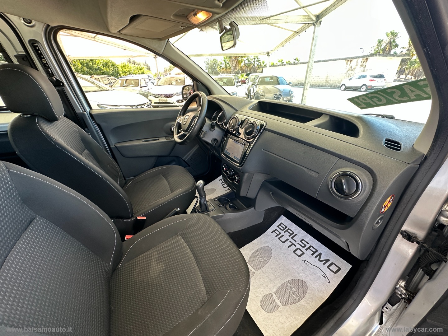 Dokker 1.6 8V 100 CV S&S GPL Essential - immagine 9