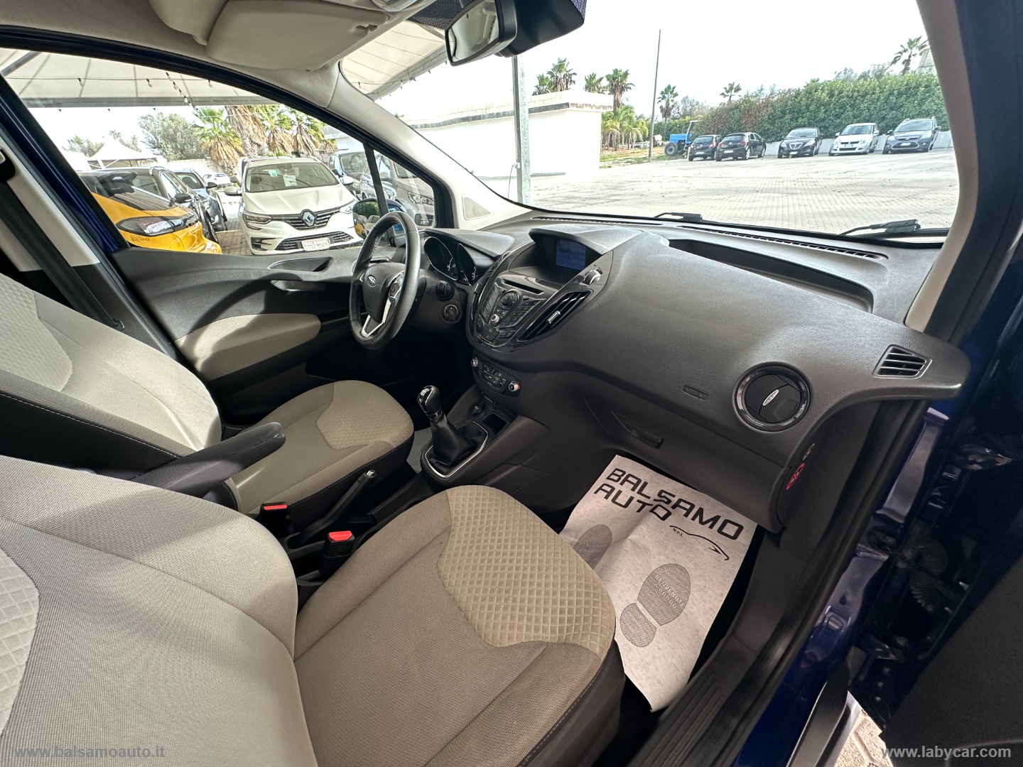 Tourneo Courier 1.5 TDCI 75 CV Titanium - immagine 9