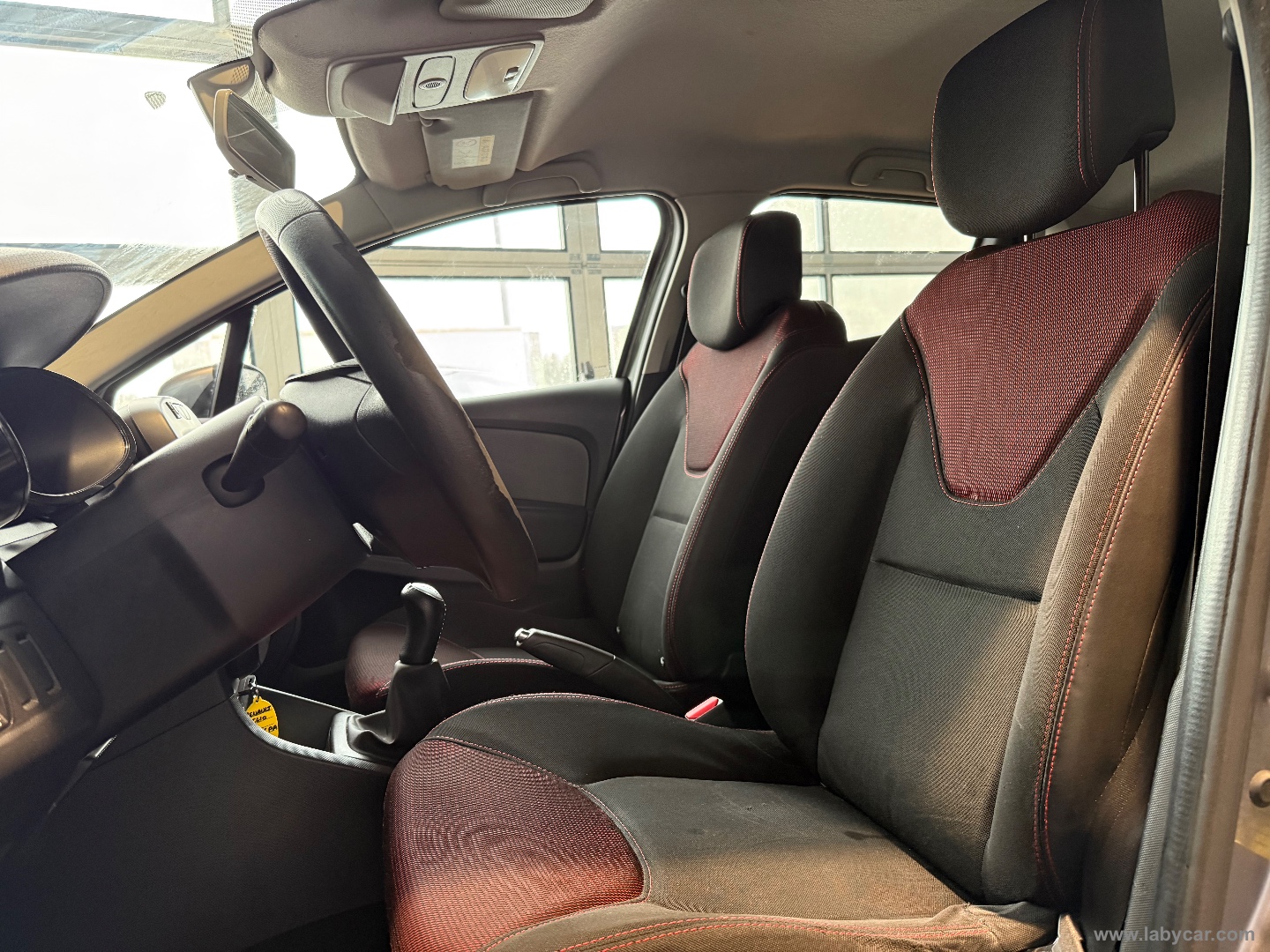 Clio 1.5 dCi 8V 75 CV 5p. Wave - immagine 9