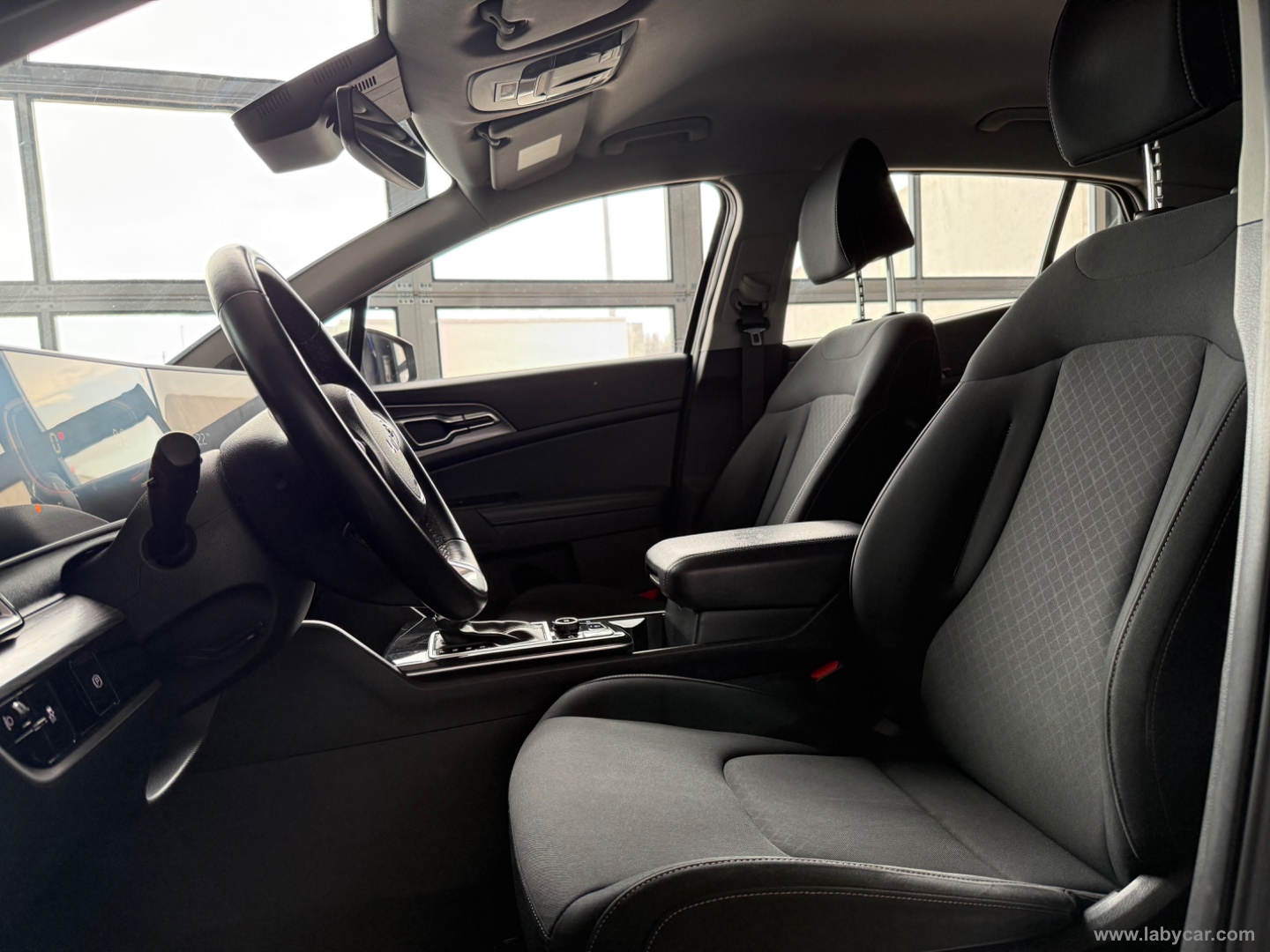 Sportage 1.6 CRDi MHEV DCT Business - immagine 9