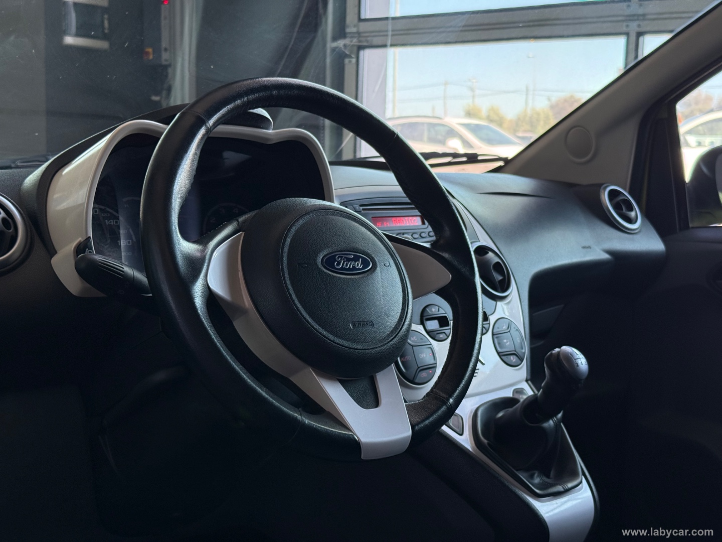 Ka 1.2 8V 69 CV Titanium - immagine 9