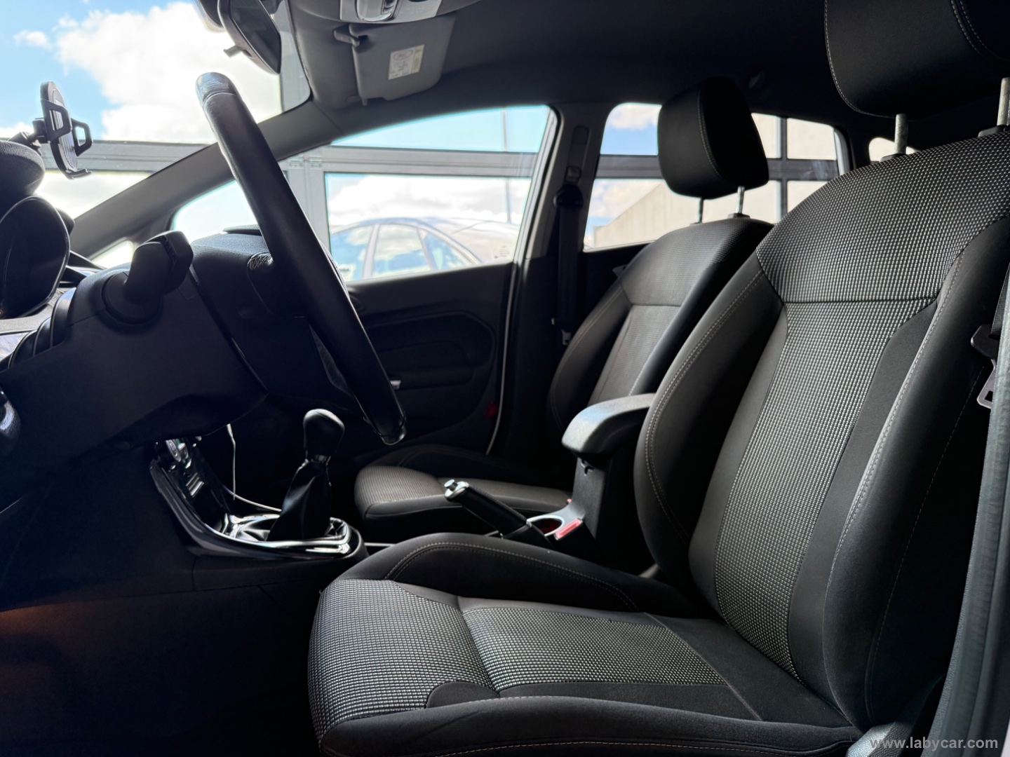 Fiesta 1.5 TDCi 75 CV 5p. Titanium - immagine 9