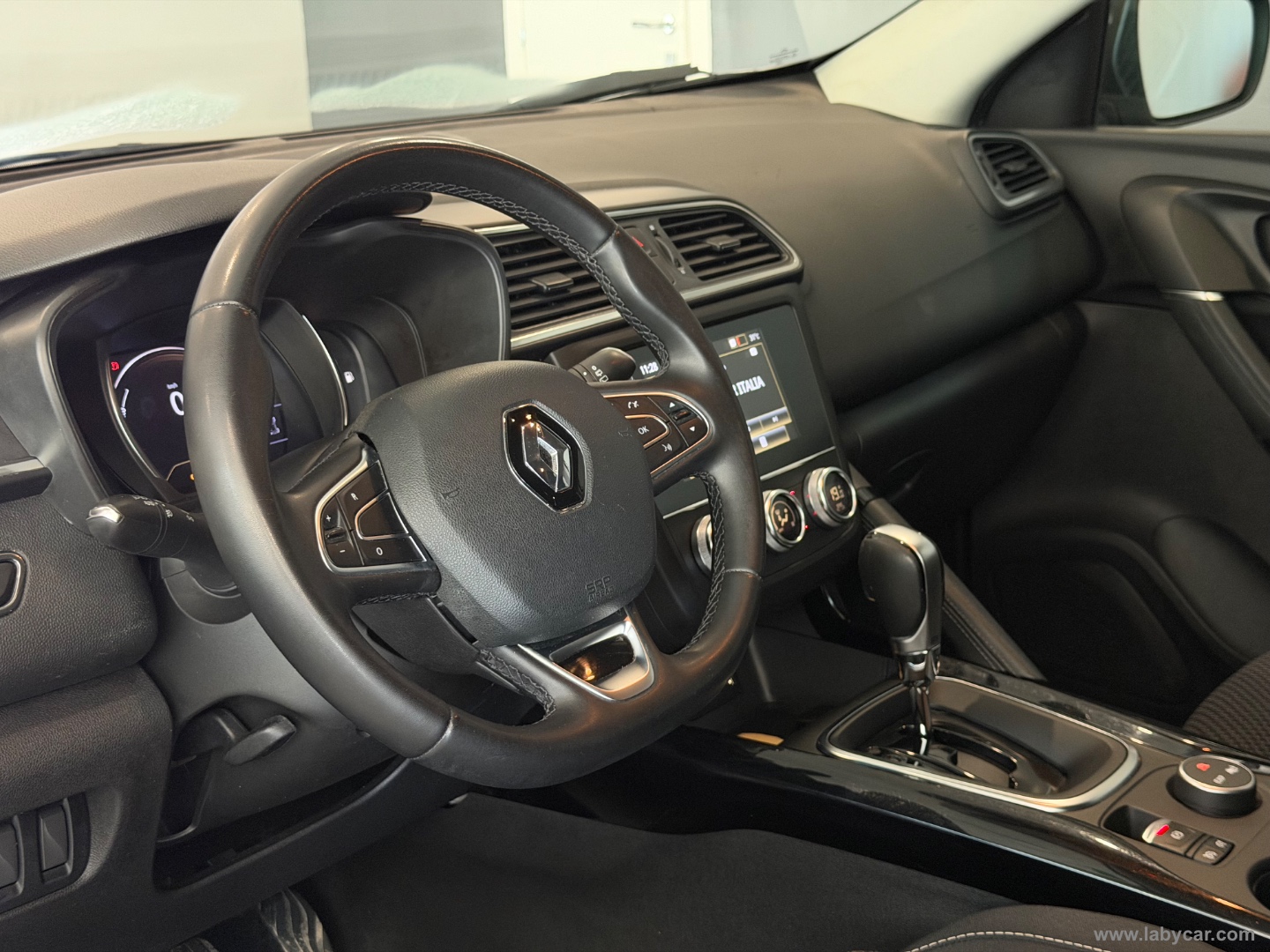 Kadjar Blue dCi 8V 115 CV EDC Business - immagine 9