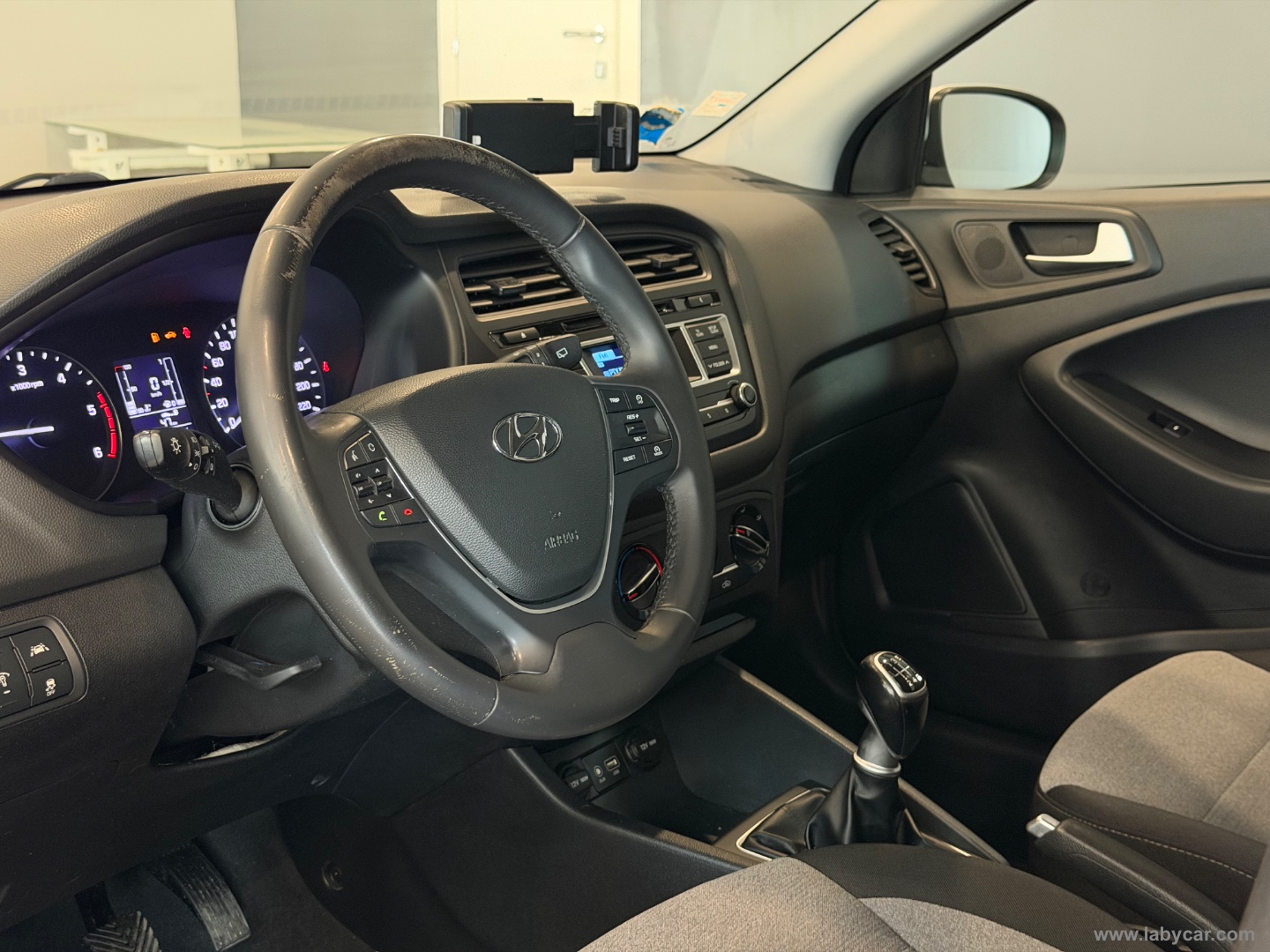 i20 1.1 CRDi 12V 5p. Style - immagine 9