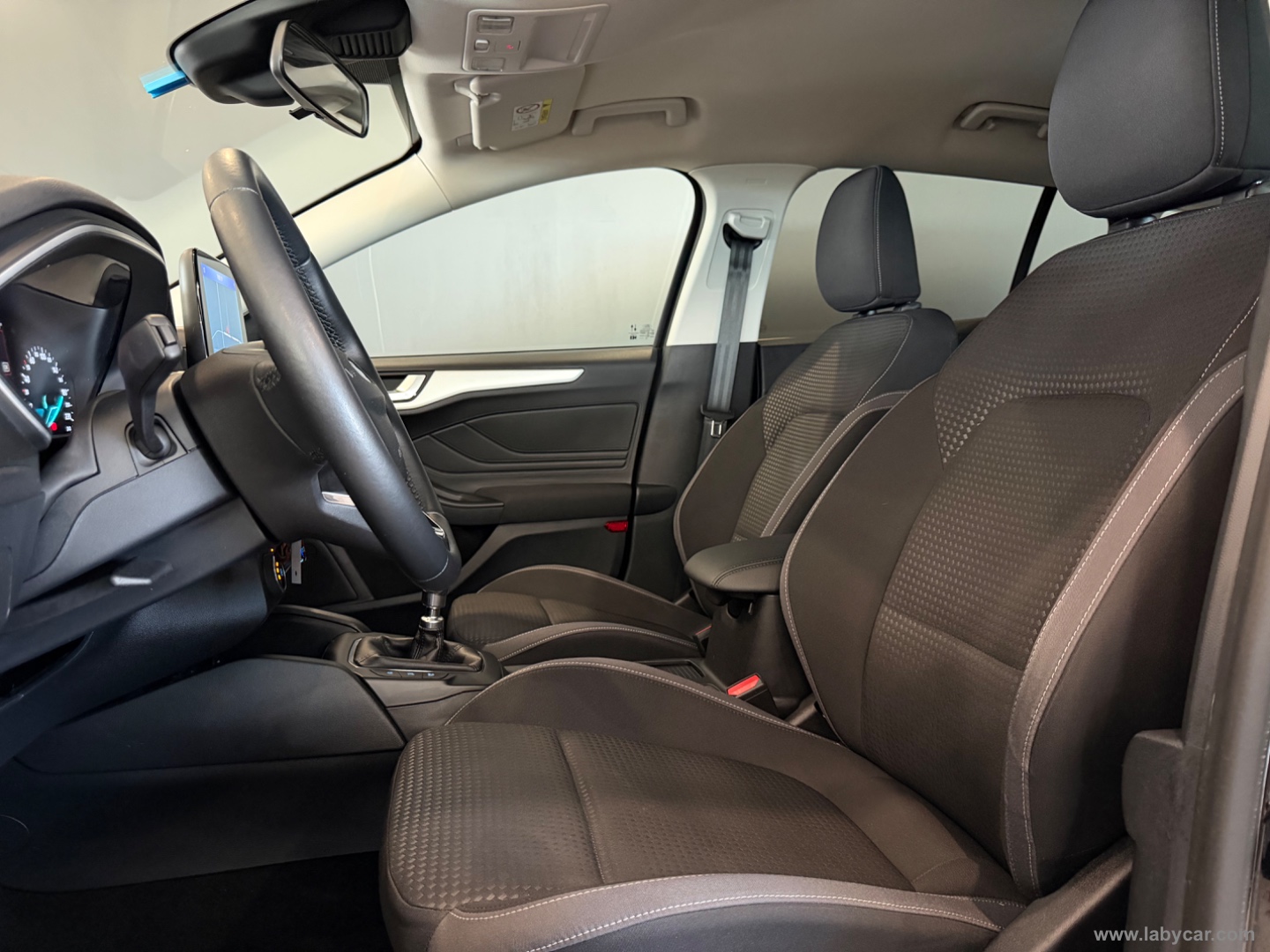 Focus 1.5 EcoBlue 120CV SW Titanium - immagine 9