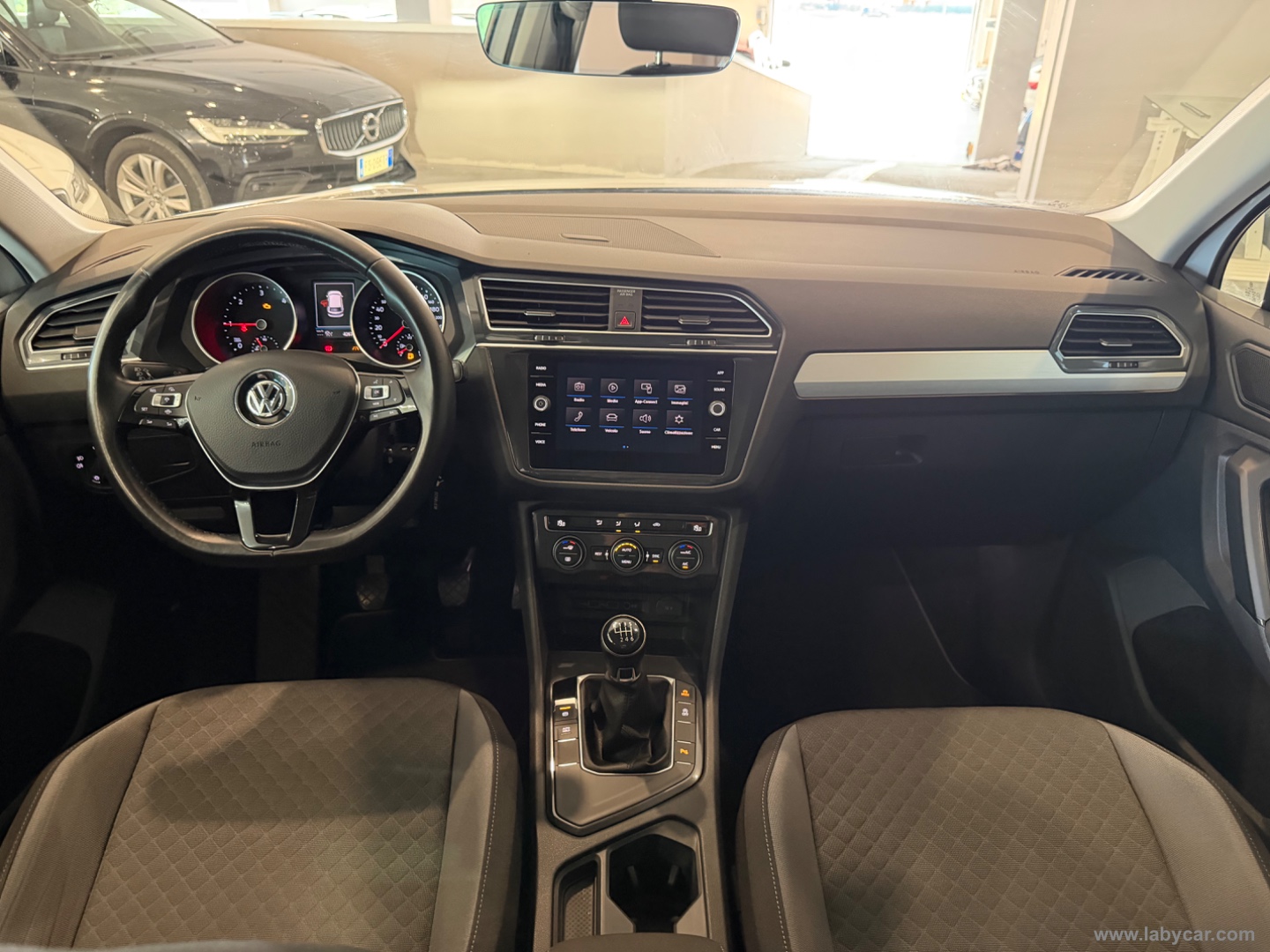 Tiguan 1.6 TDI Business BMT - immagine 9