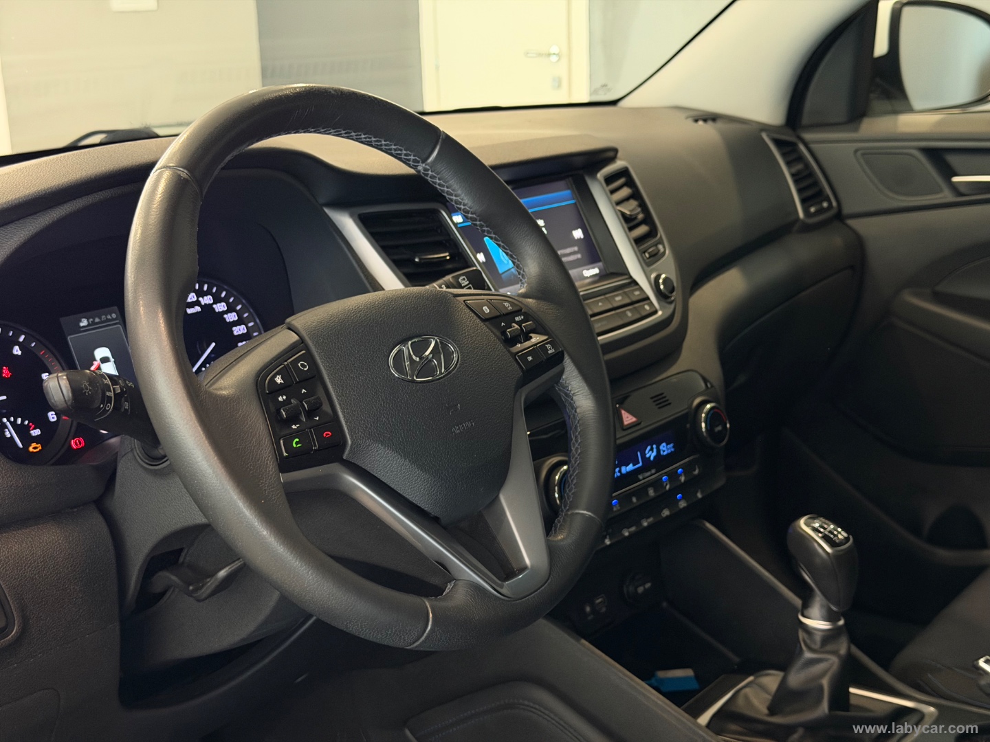 Tucson 1.7 CRDi Classic - immagine 9