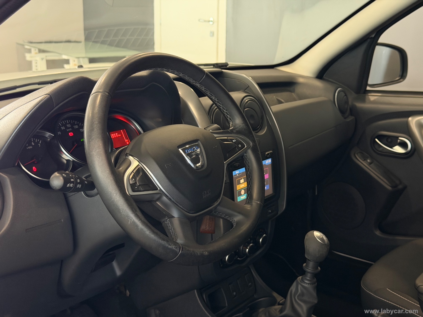 Duster 1.5 dCi 110 CV S&S 4x2 Ambiance - immagine 9