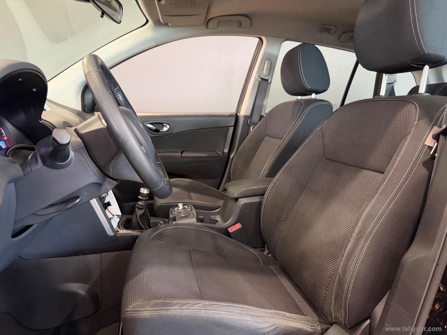 Koleos 2.0 dCi 150 CV 4X4 Luxe ESM - immagine 9