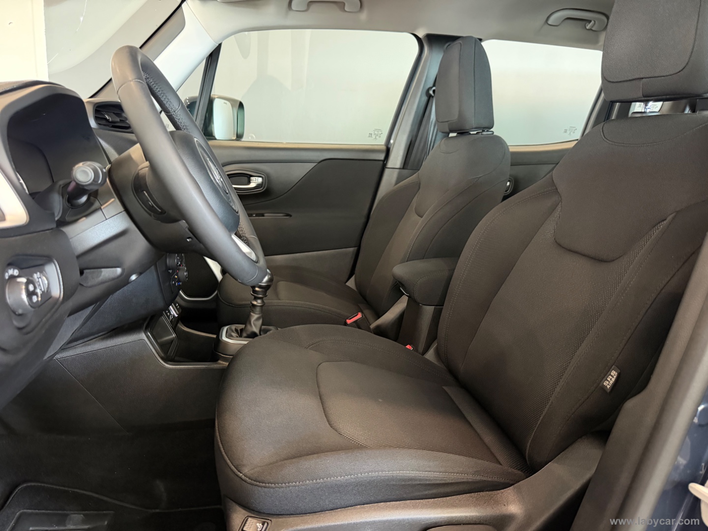 Renegade 1.6 Mjt 130 CV Business - immagine 9