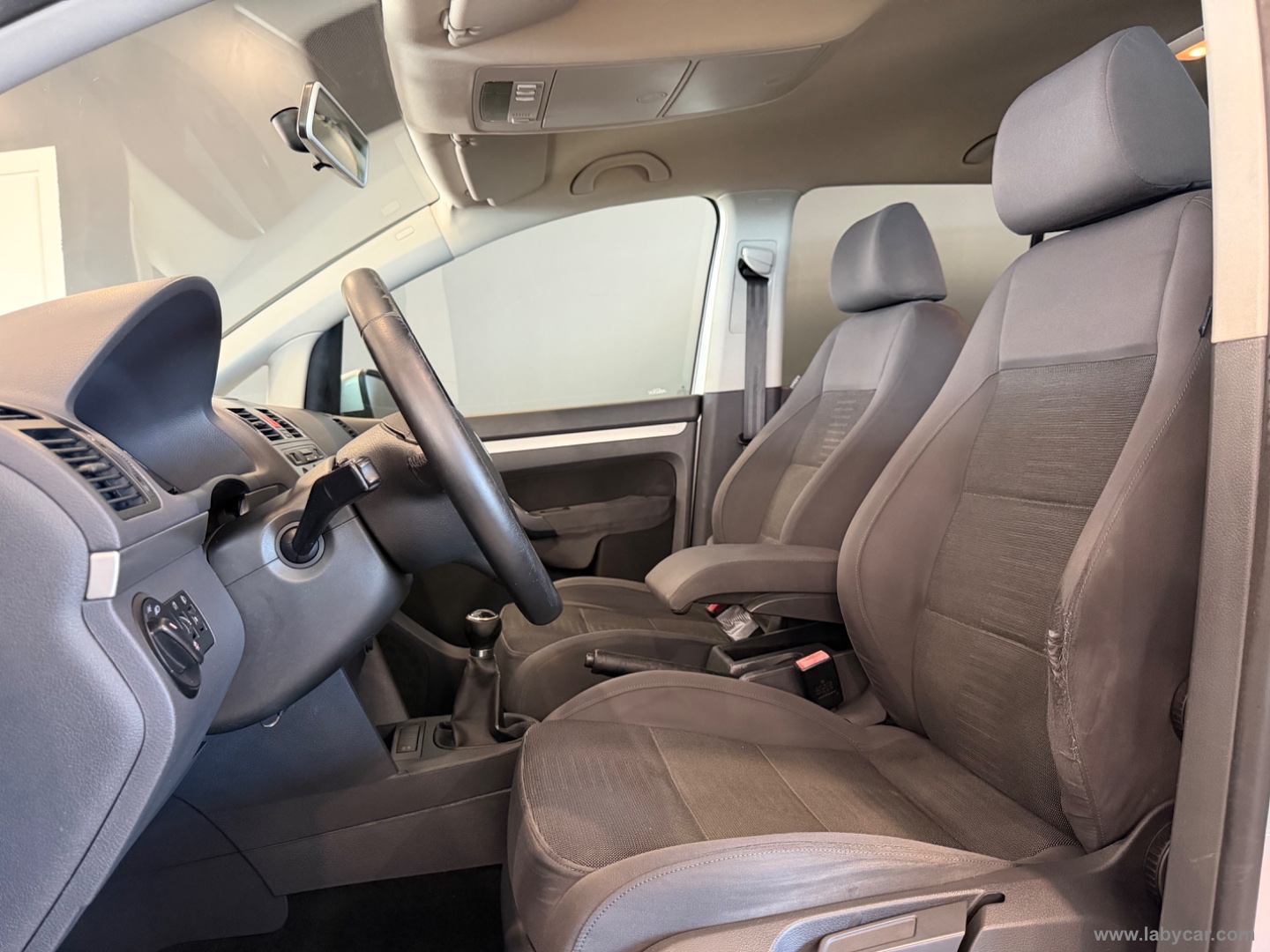 Touran 1.9 TDI 105CV DPF Conceptline - immagine 9