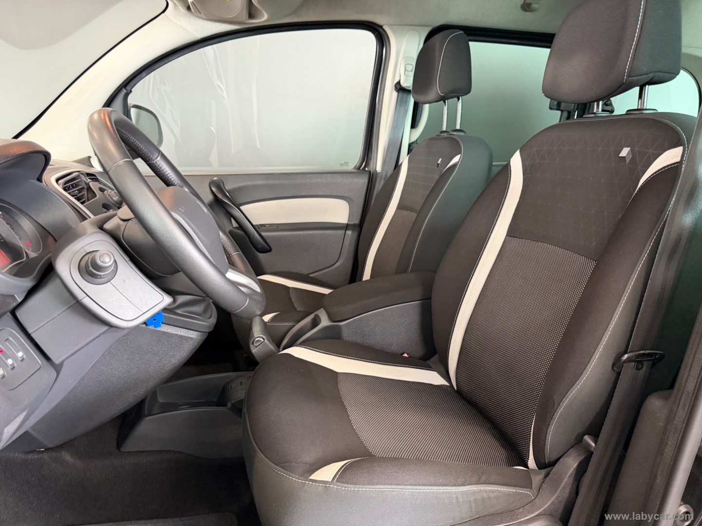Kangoo 1.5 dCi 90 CV 5p. S&S Extrem - immagine 9