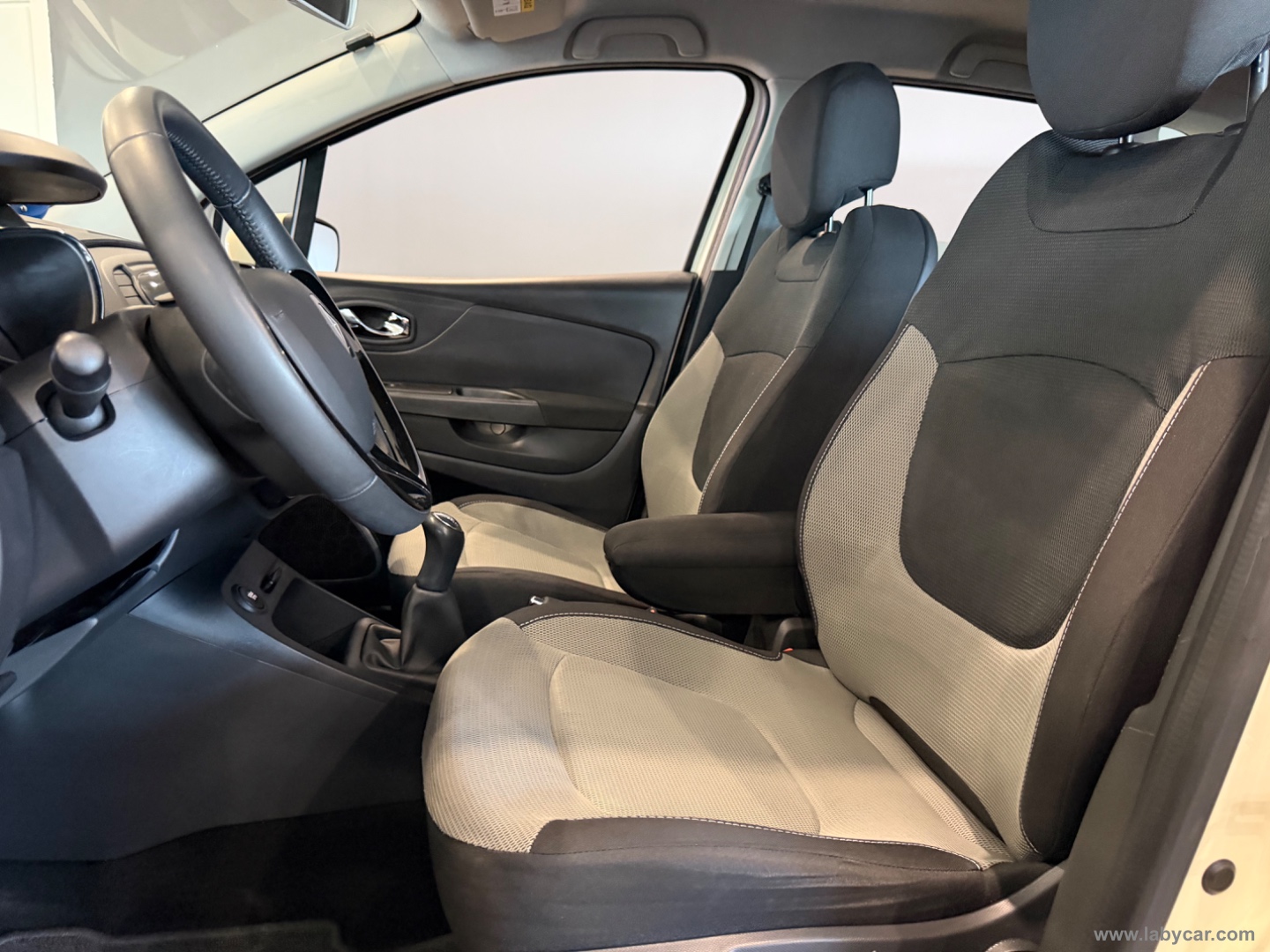 Captur 1.5 dCi 8V 90 CV S&S Live - immagine 9