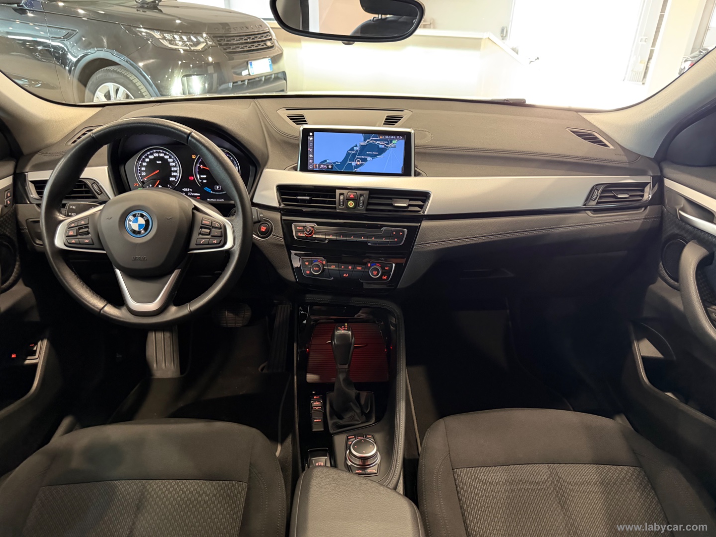 X2 xDrive25e Advantage - immagine 9