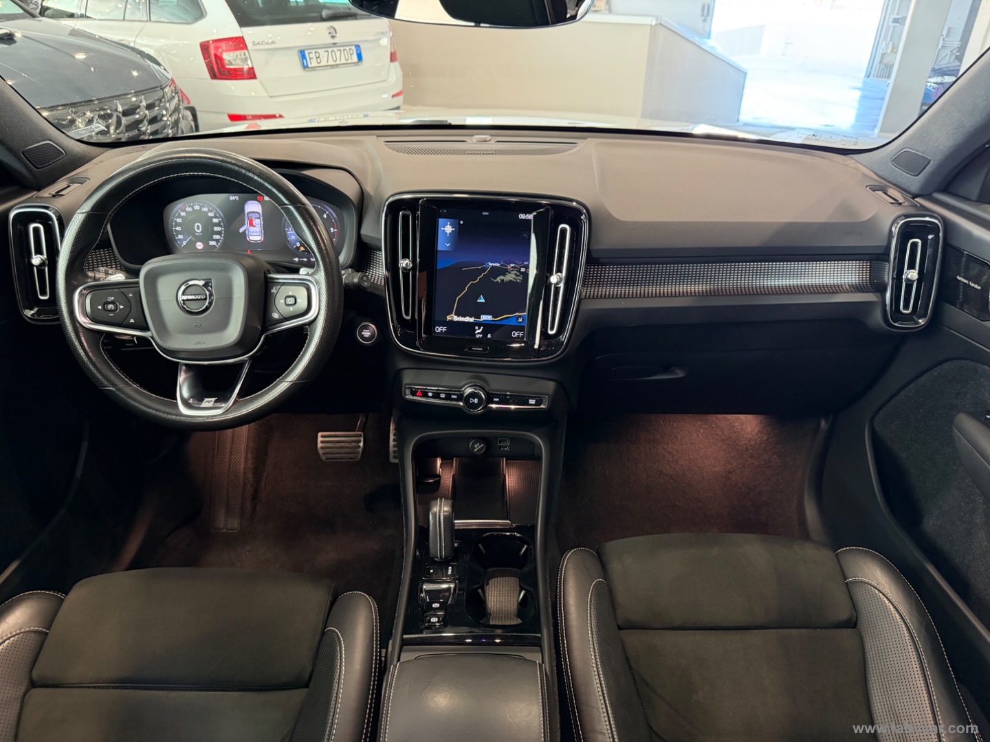 XC40 D3 Geartronic R-design - immagine 9