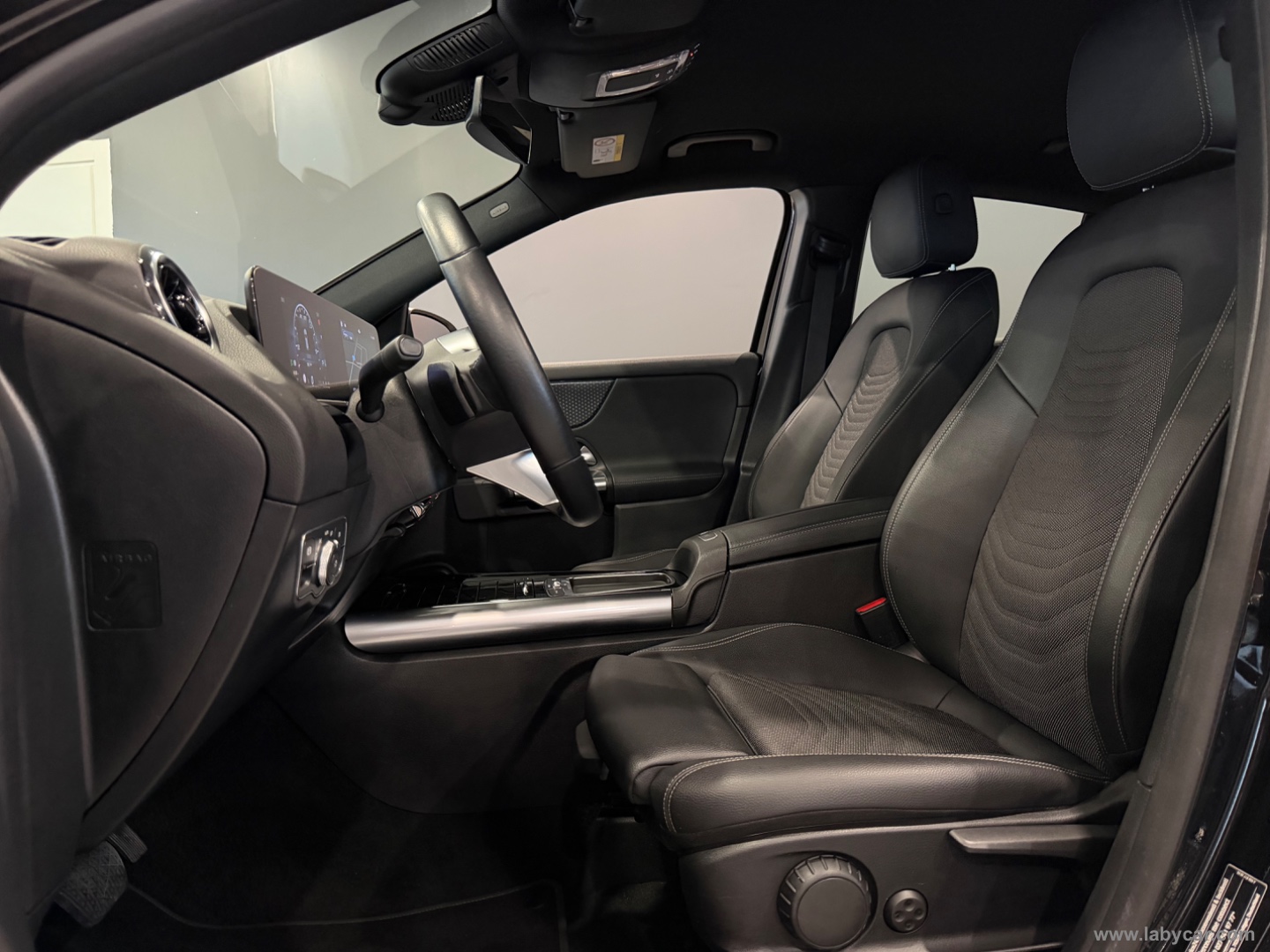 GLA 180 d Automatic Progressive Advanced - immagine 9