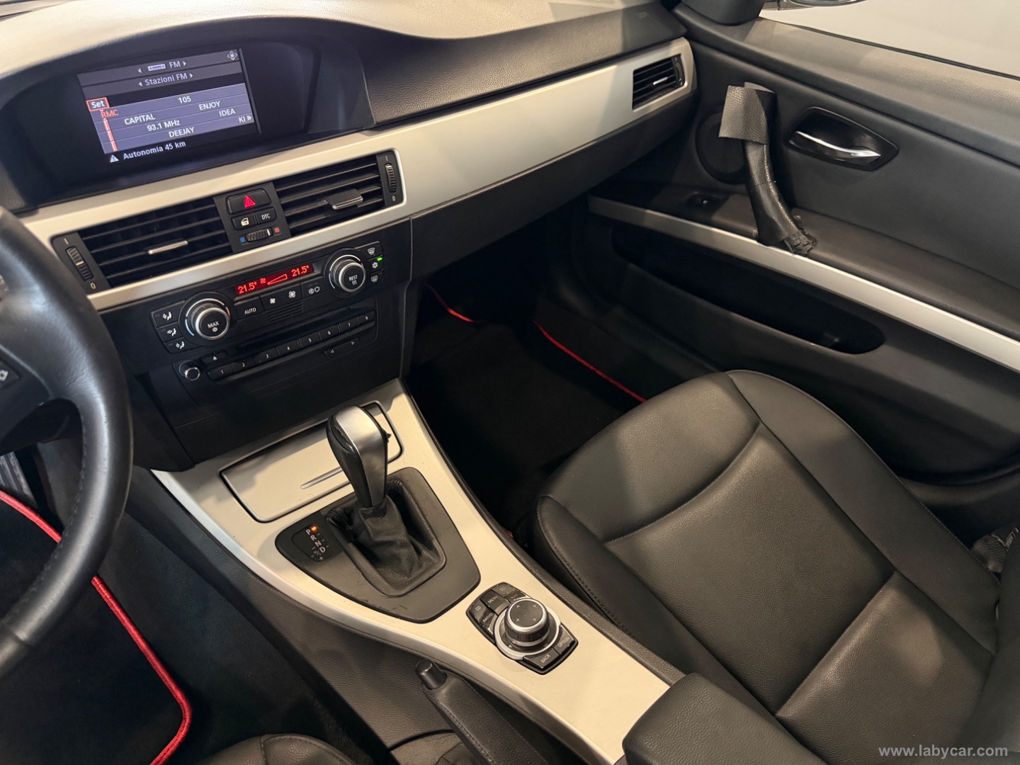 320d Touring Futura - immagine 9