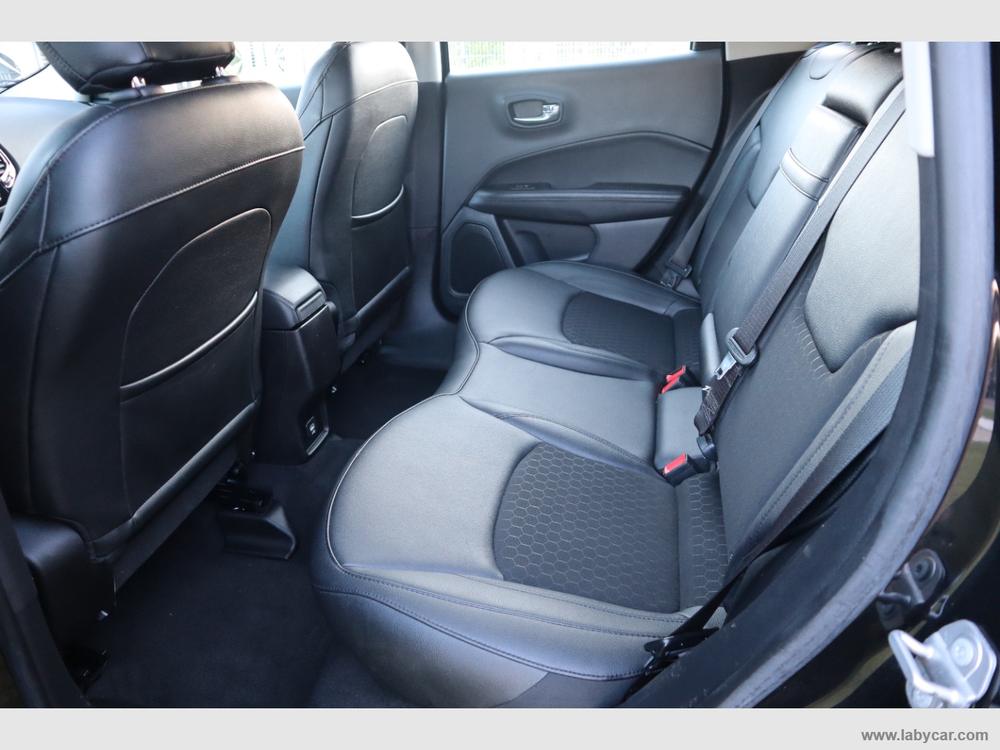 Compass 1.6 Mjt II 2WD Night Eagle - immagine 9