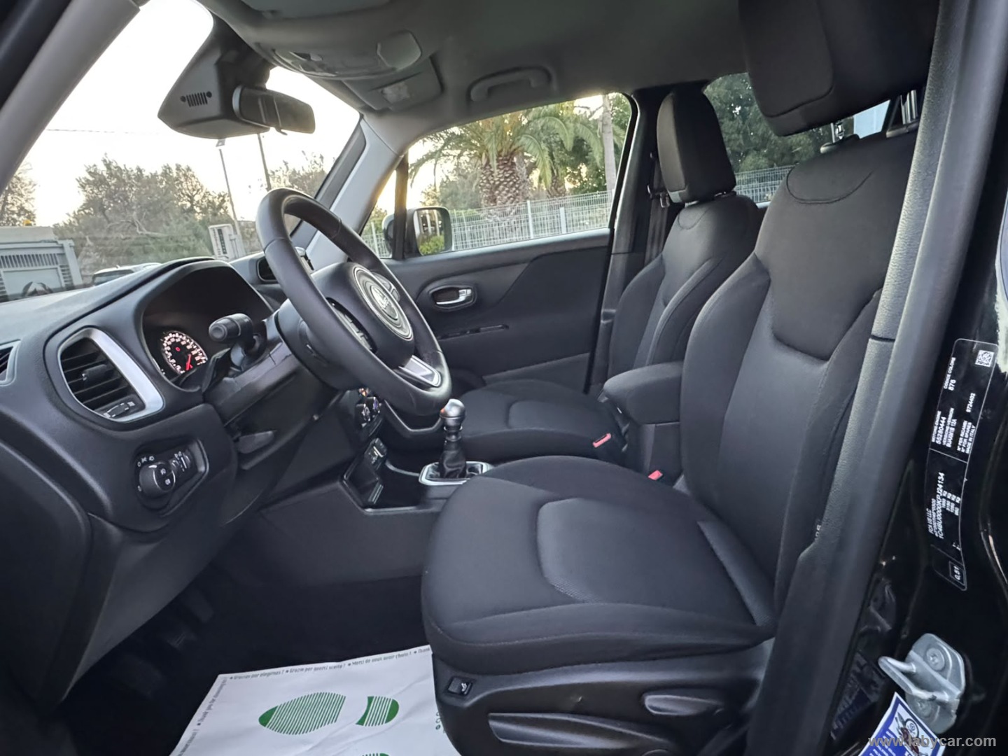 Renegade 1.6 Mjt 120CV Limited - immagine 9