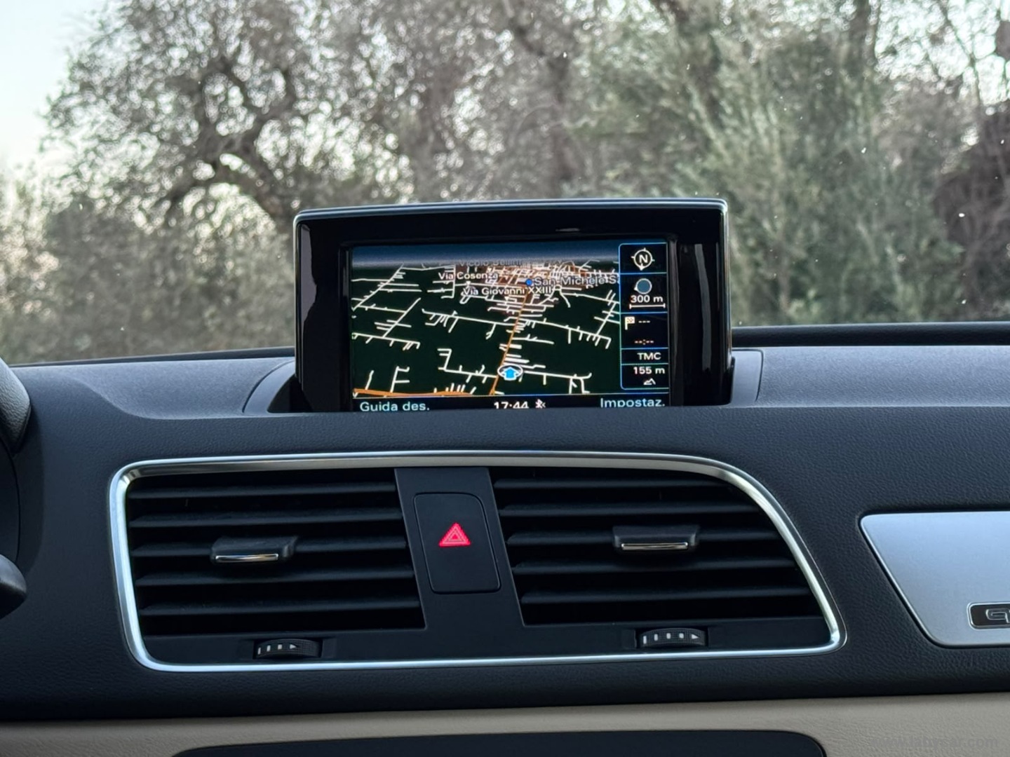Q3 2.0 TDI 150CV S tronic Design - immagine 9